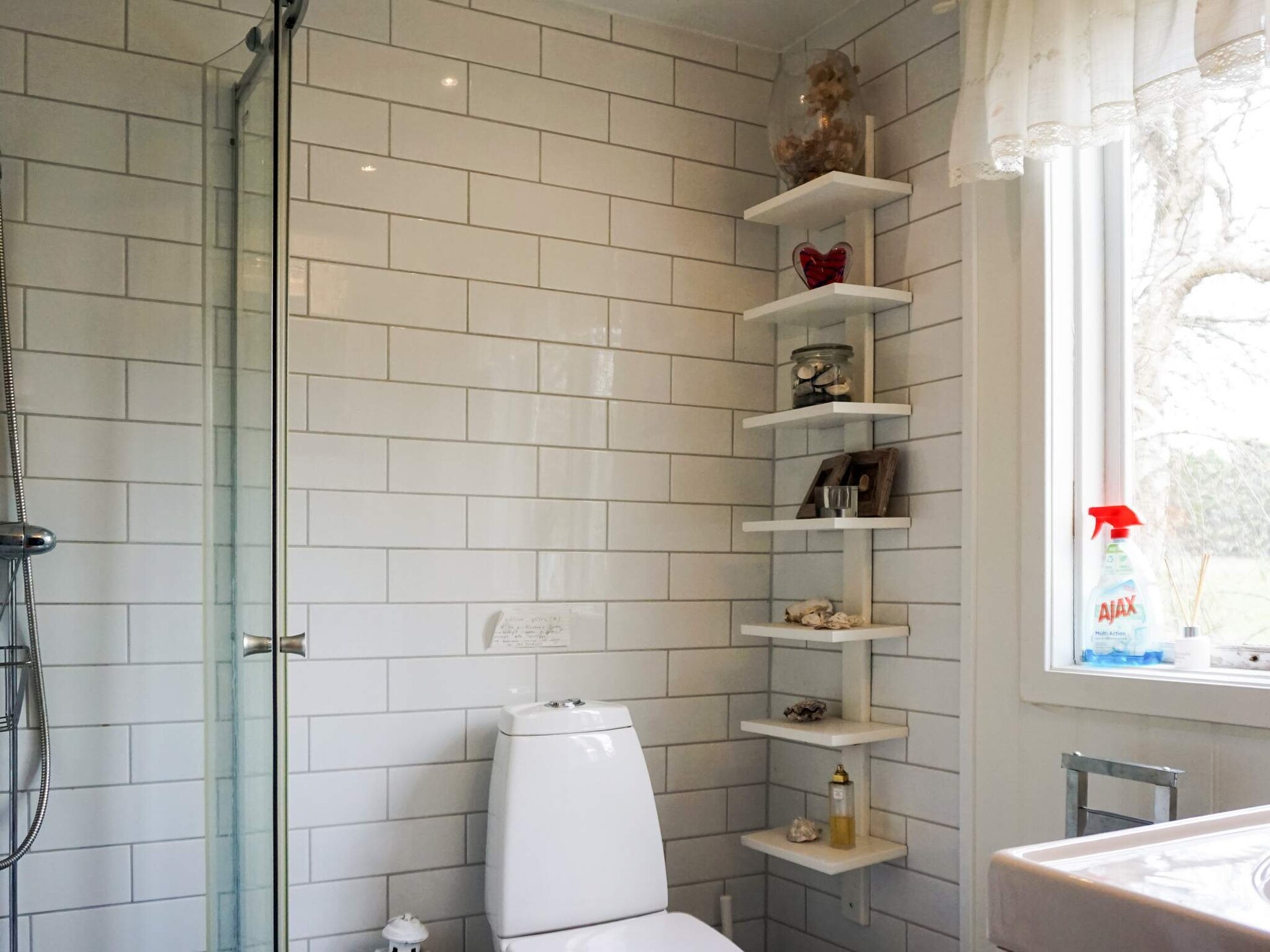 Vrijstaand vakantiehuis aan de golfbaan bij Brastad met privé pad naar strand - foto 26