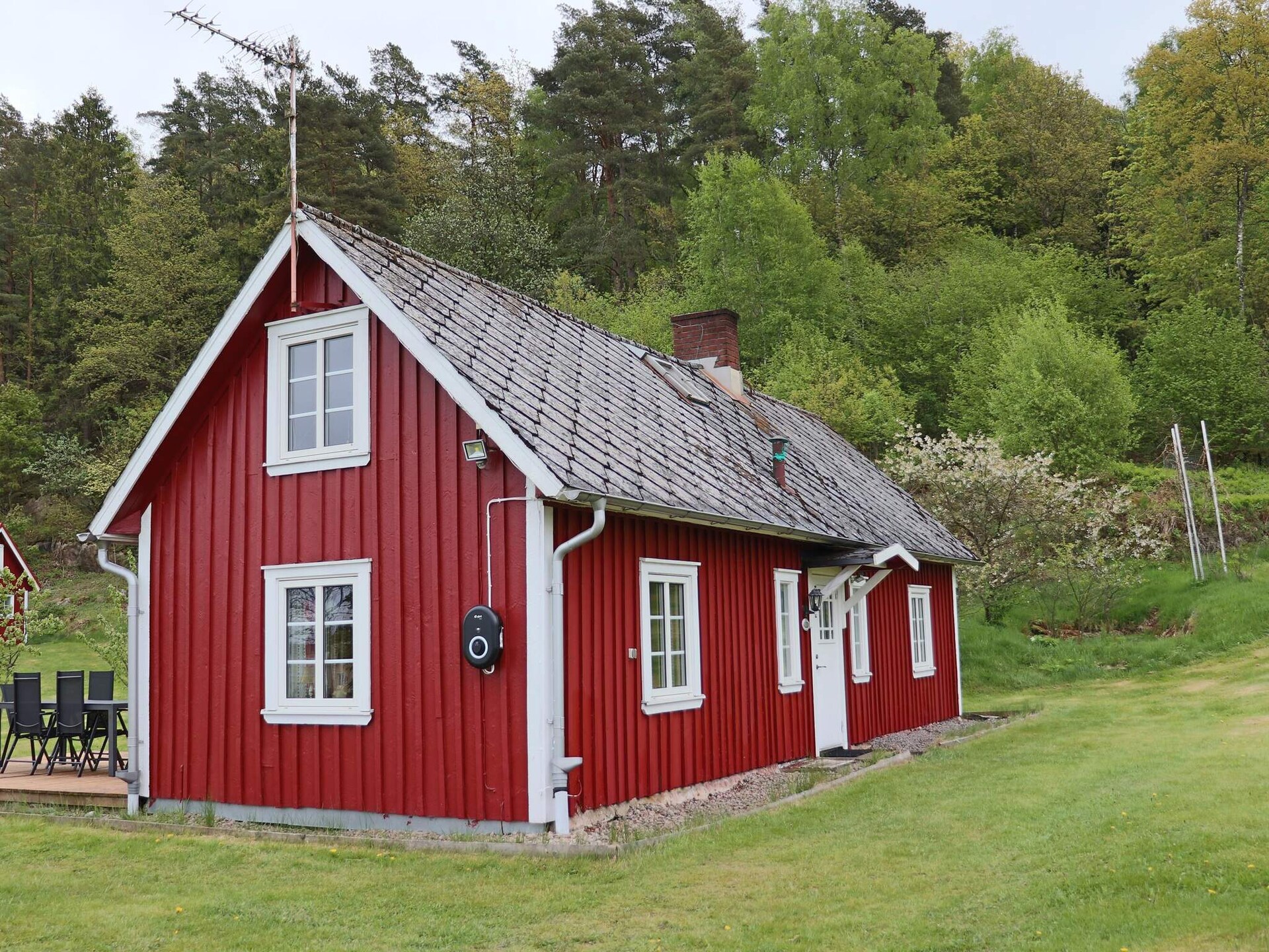 Charmant vakantiehuis aan de golfbaan bij het Ätrafors stuwmeer - foto 1