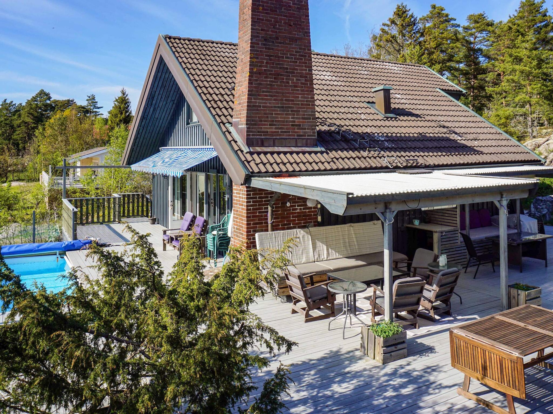8-persoons vakantiehuis met privézwembad aan zee in Strömstad - foto 5