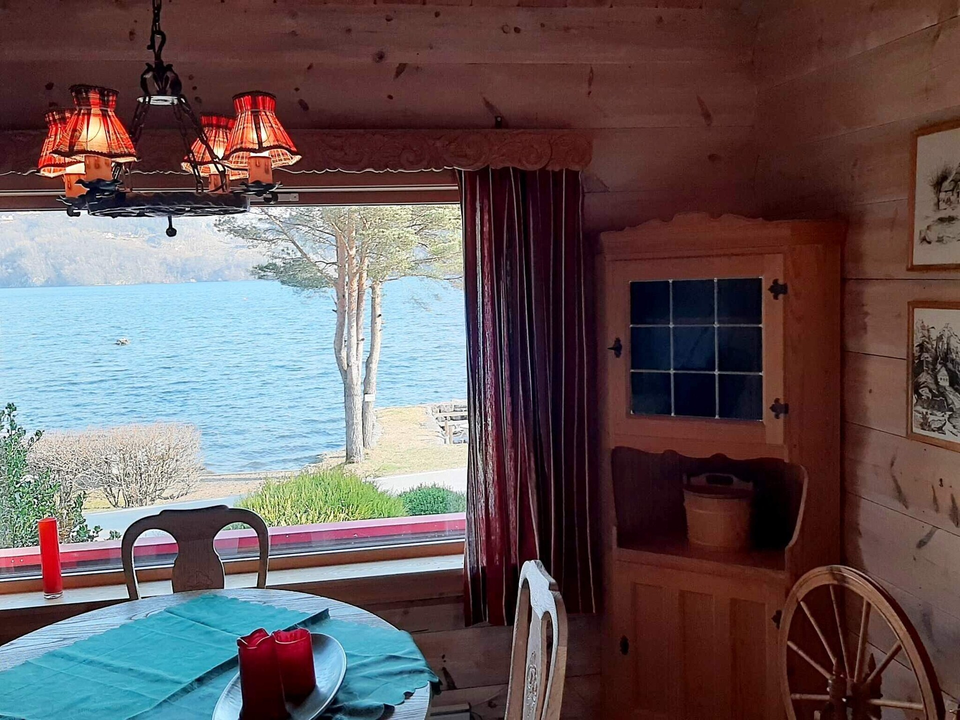 Vrijstaand vakantiehuis aan de Rosfjord met panoramisch zeezicht - foto 16