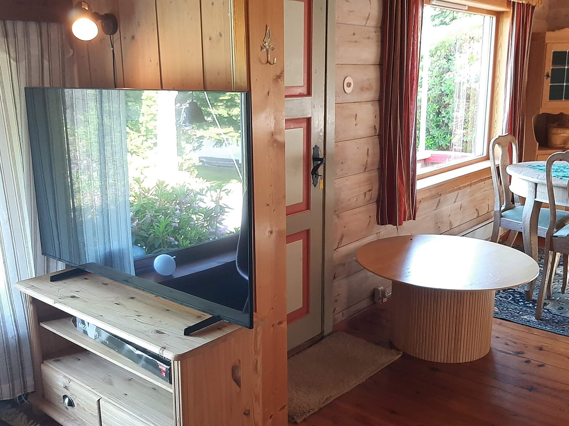 Vrijstaand vakantiehuis aan de Rosfjord met panoramisch zeezicht - foto 41