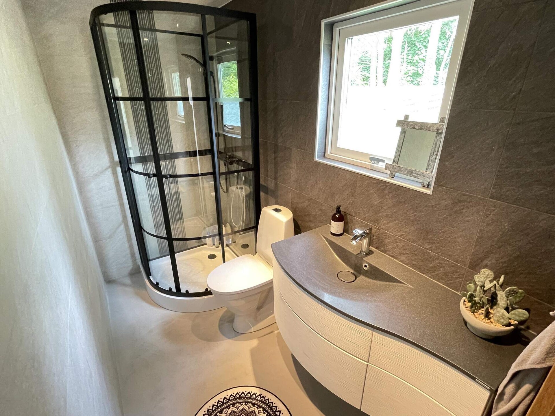 Fris gerenoveerd huisje in het dennenbos bij Löddeköpinge - foto 25