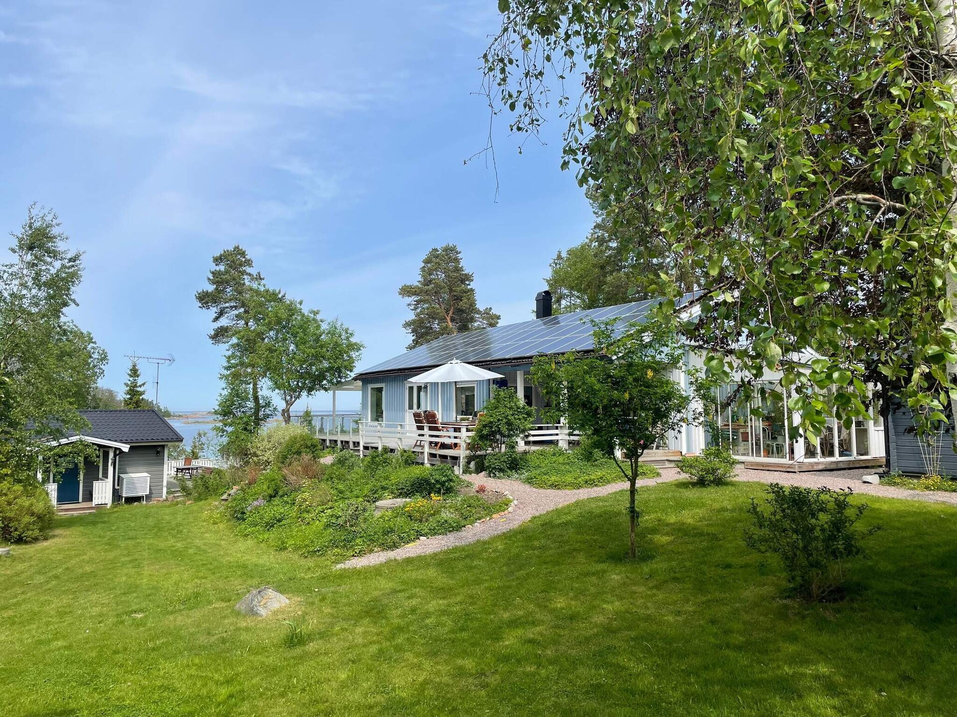 Zweedse archipelvilla met zeezicht en sauna op 40 meter van het strand - foto 11