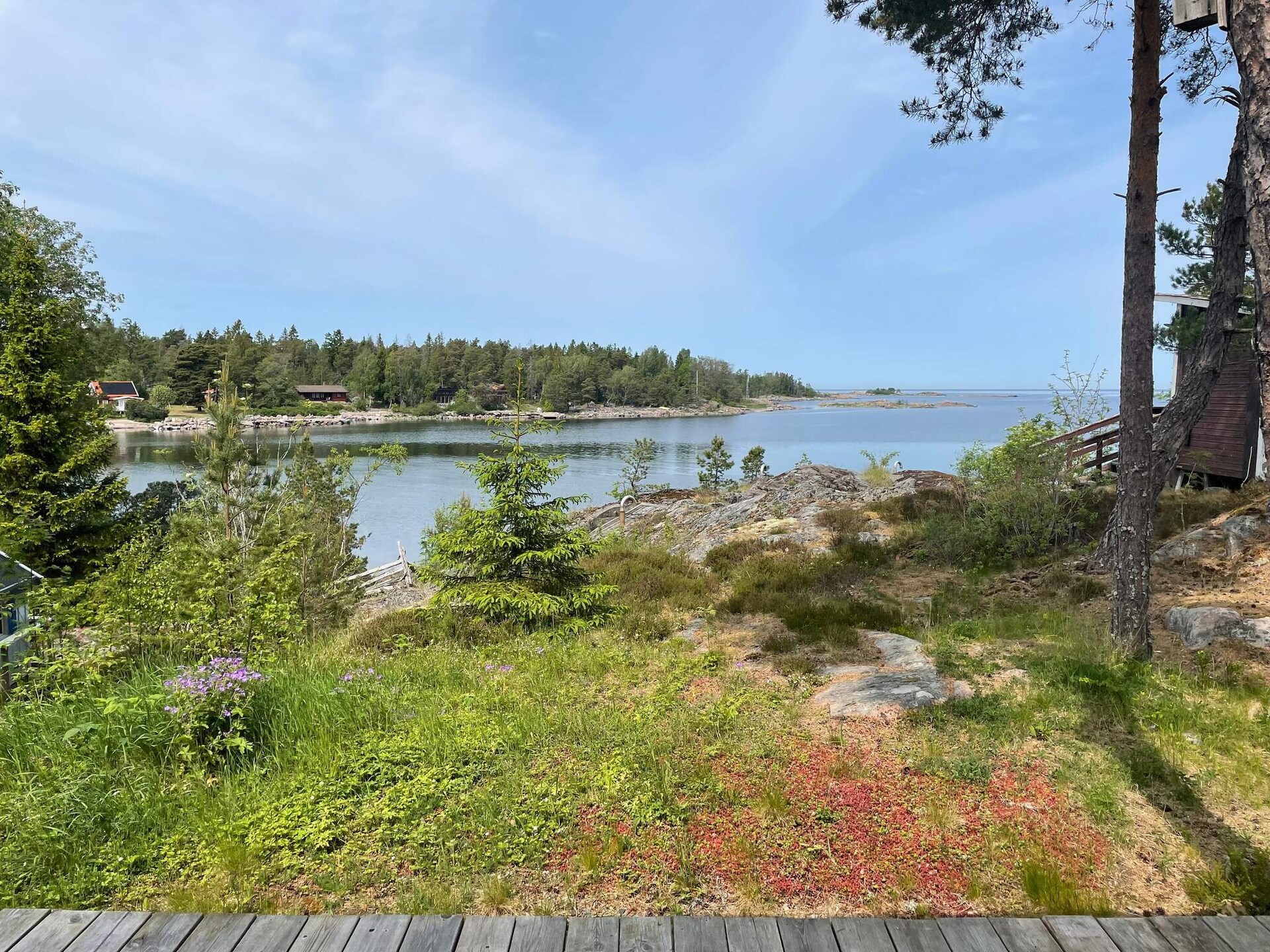 Zweedse archipelvilla met zeezicht en sauna op 40 meter van het strand - foto 13