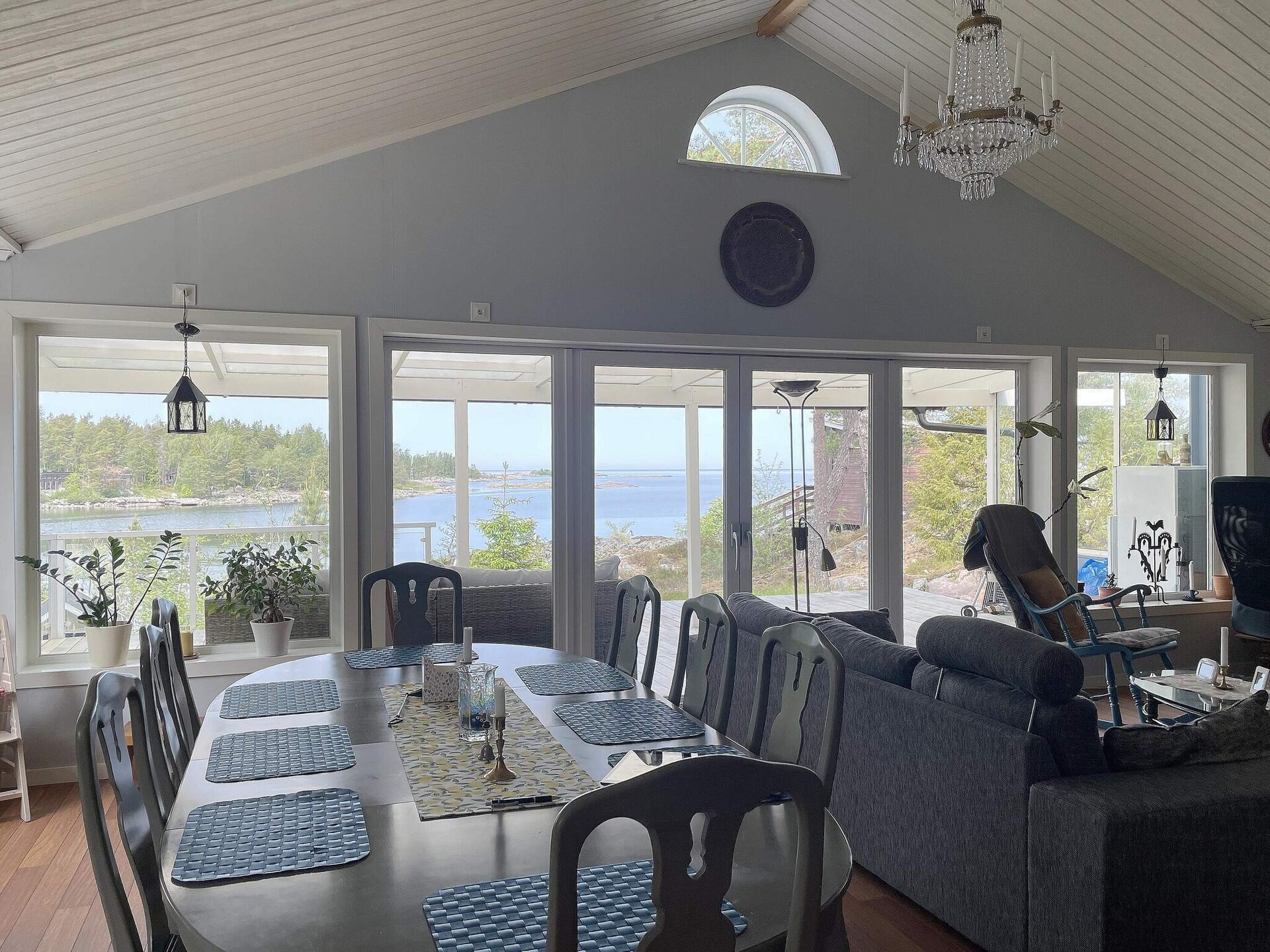 Zweedse archipelvilla met zeezicht en sauna op 40 meter van het strand - foto 24