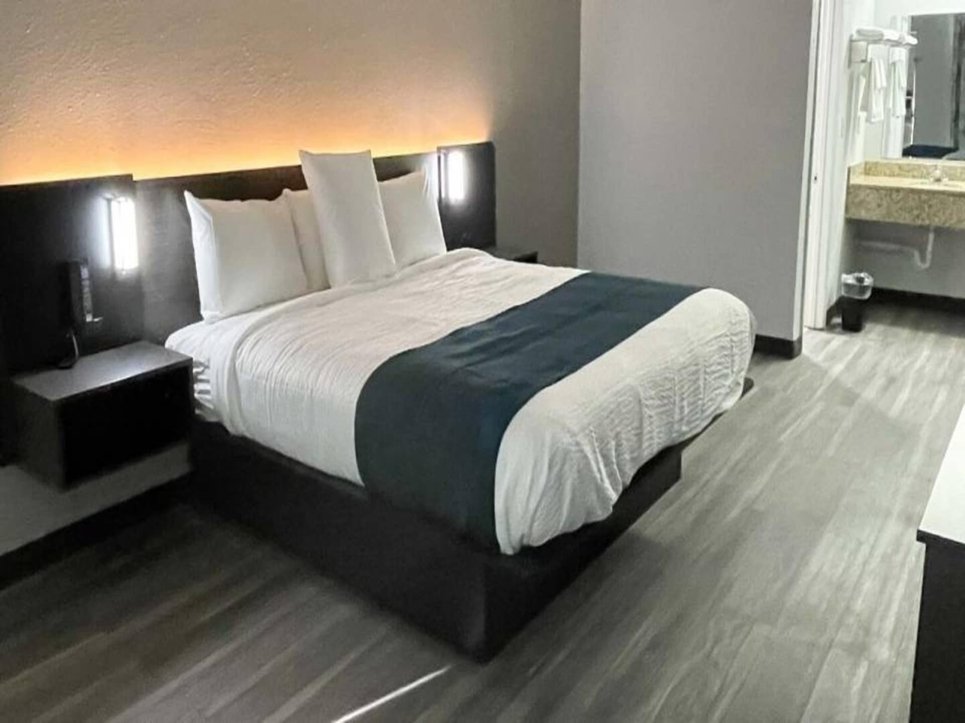 Compact & comfortabel appartement bij West Columbia met airco en WiFi - foto 23