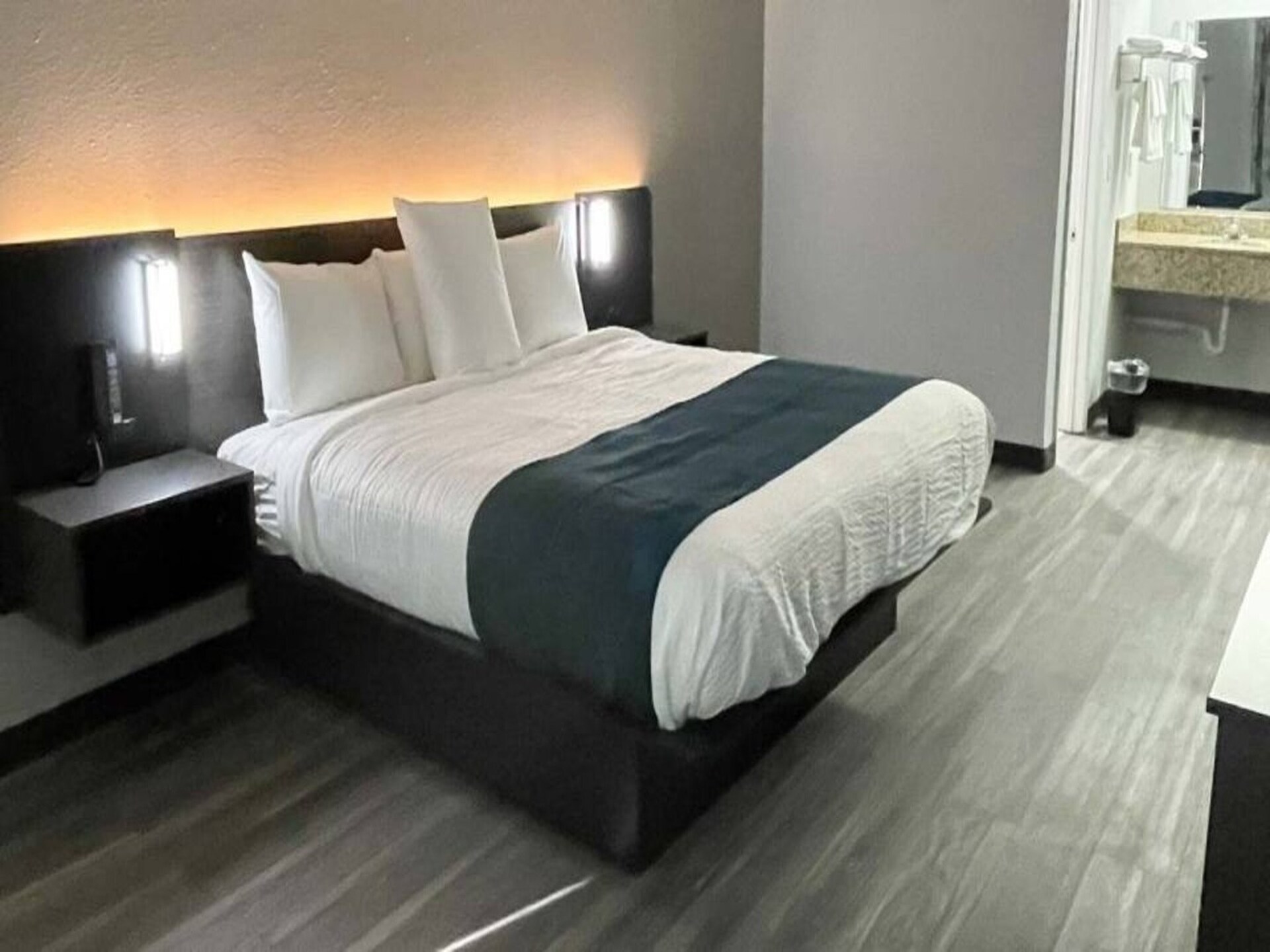 Compact & comfortabel appartement bij West Columbia met airco en WiFi - foto 21