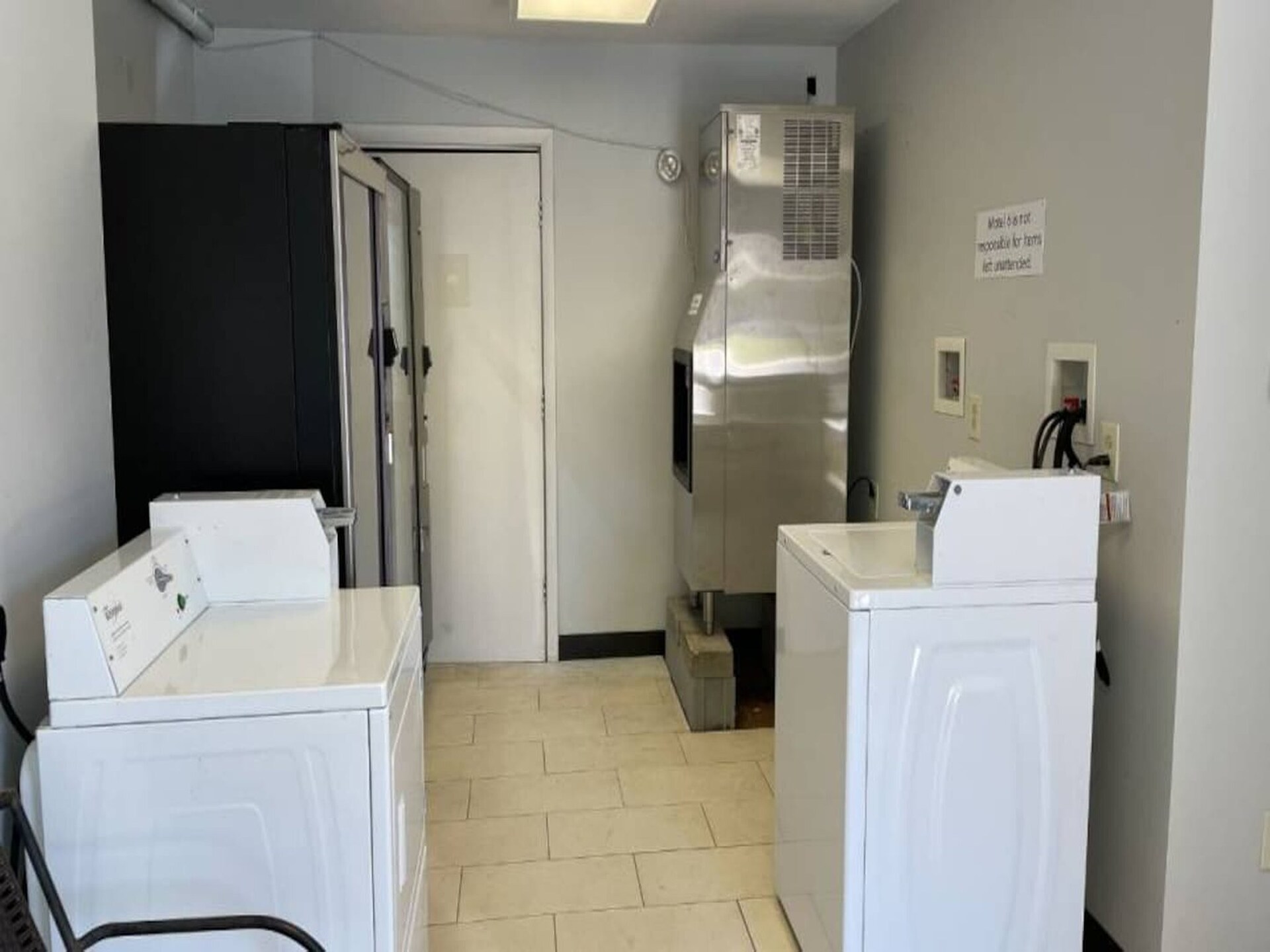 Comfortabele kamer voor 4 bij Columbia Airport met huisdieren - foto 35