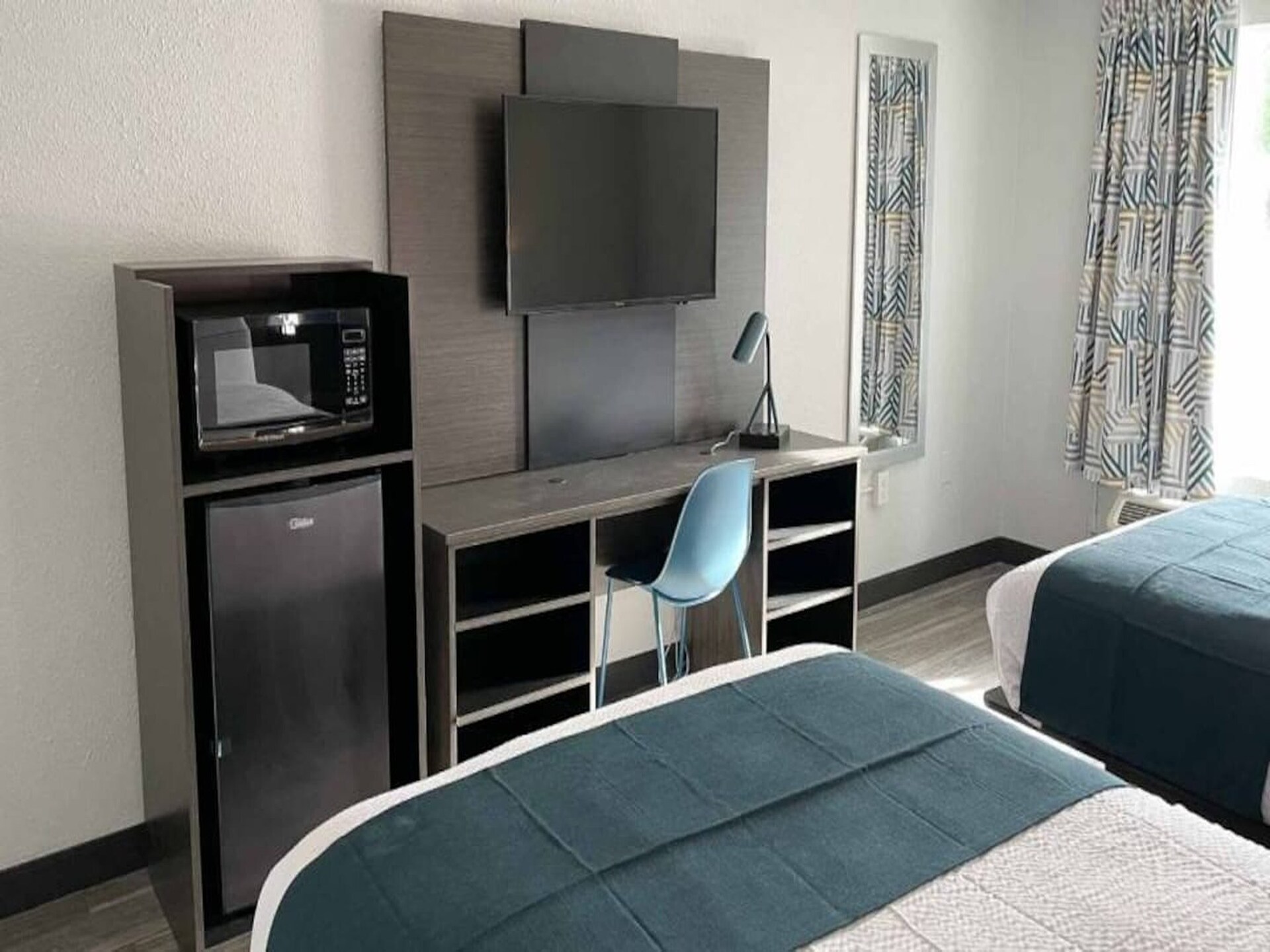 Comfortabele kamer voor 4 bij Columbia Airport met huisdieren - foto 26