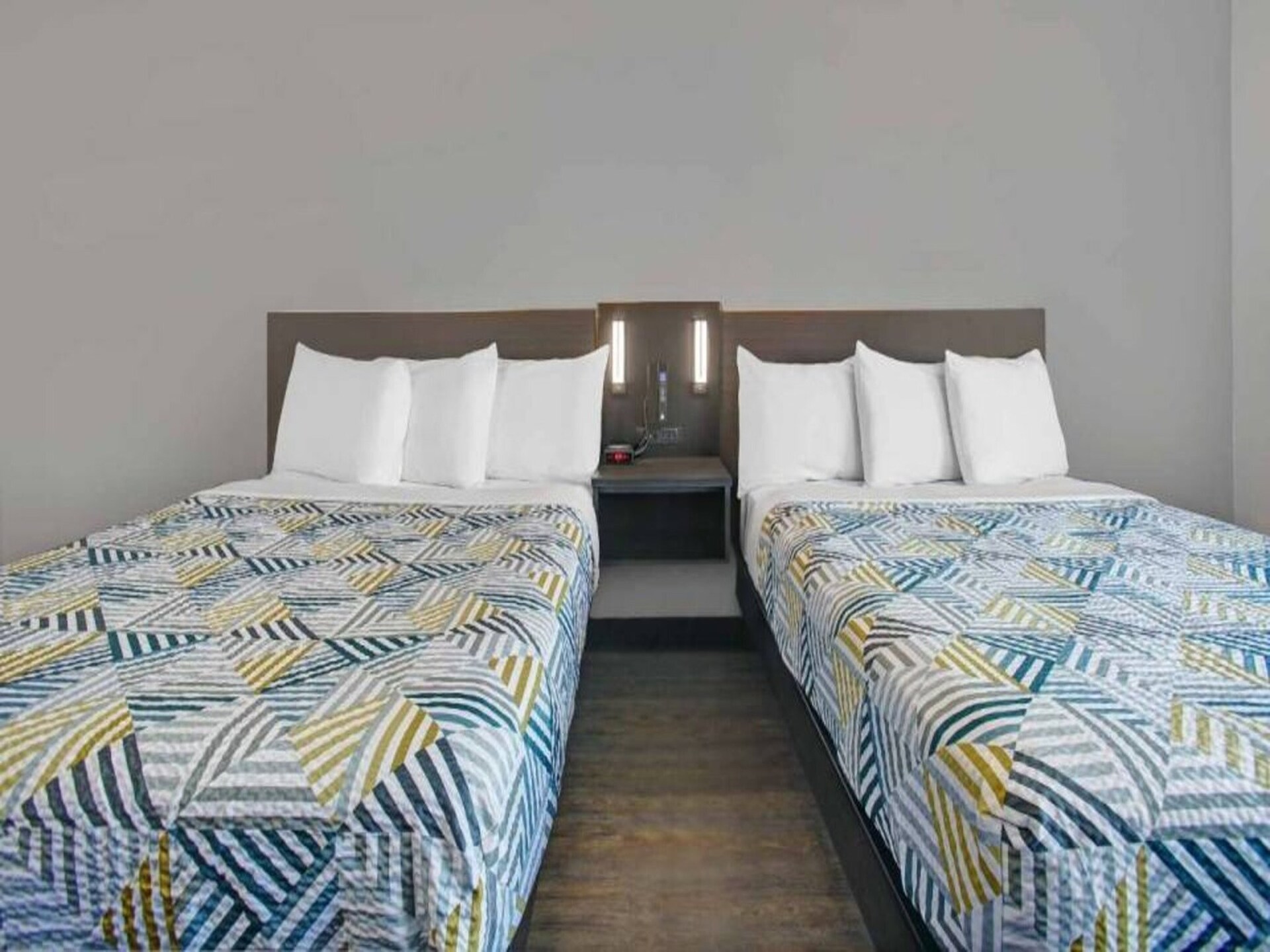 Comfortabel appartement in Monahans met 2 queensize bedden en minikoelkast - foto 7