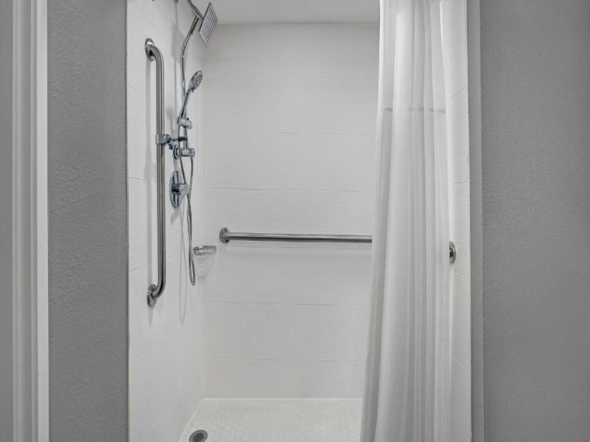 Monahans Motelstudio met kingsize bed, WiFi & minikoelkast - foto 16
