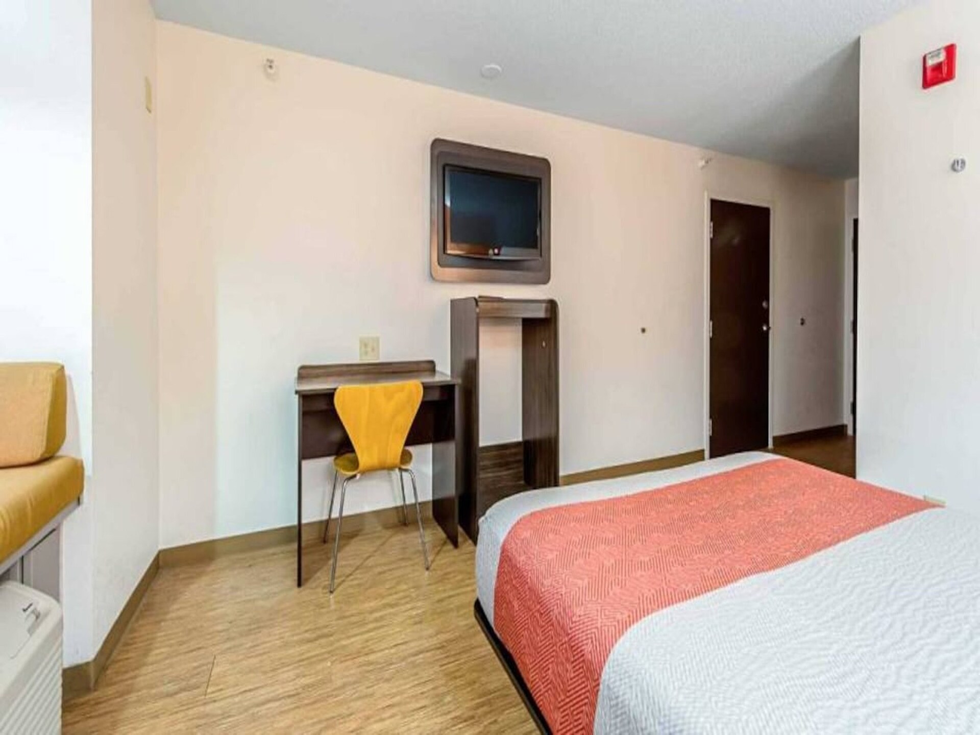 Comfortabele Queen kamer met WiFi, dichtbij Indianapolis | Huisdieren welkom - foto 7