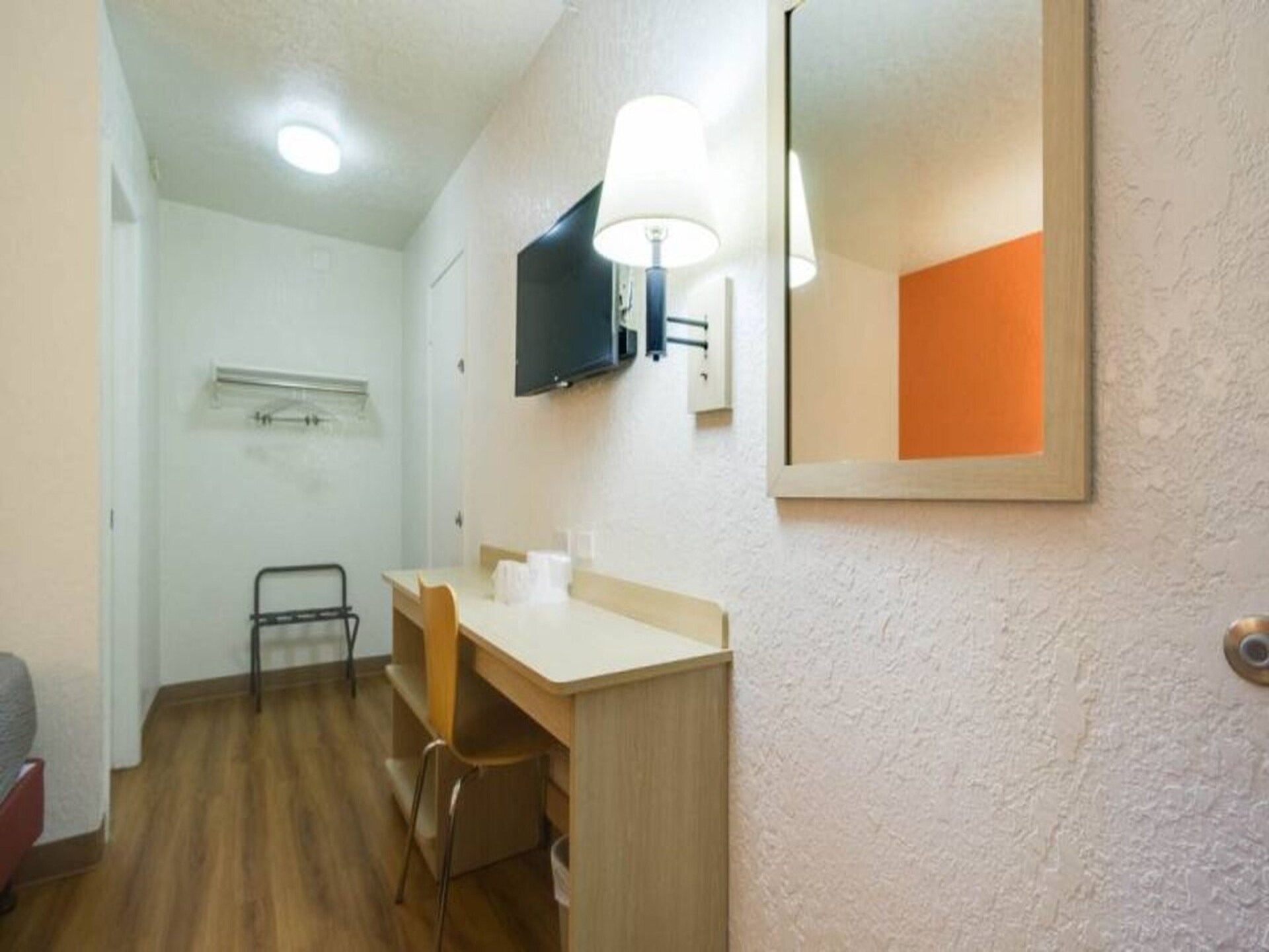 Comfortabele studio met queenbed op 5 km van het meer in Lakewood - foto 27