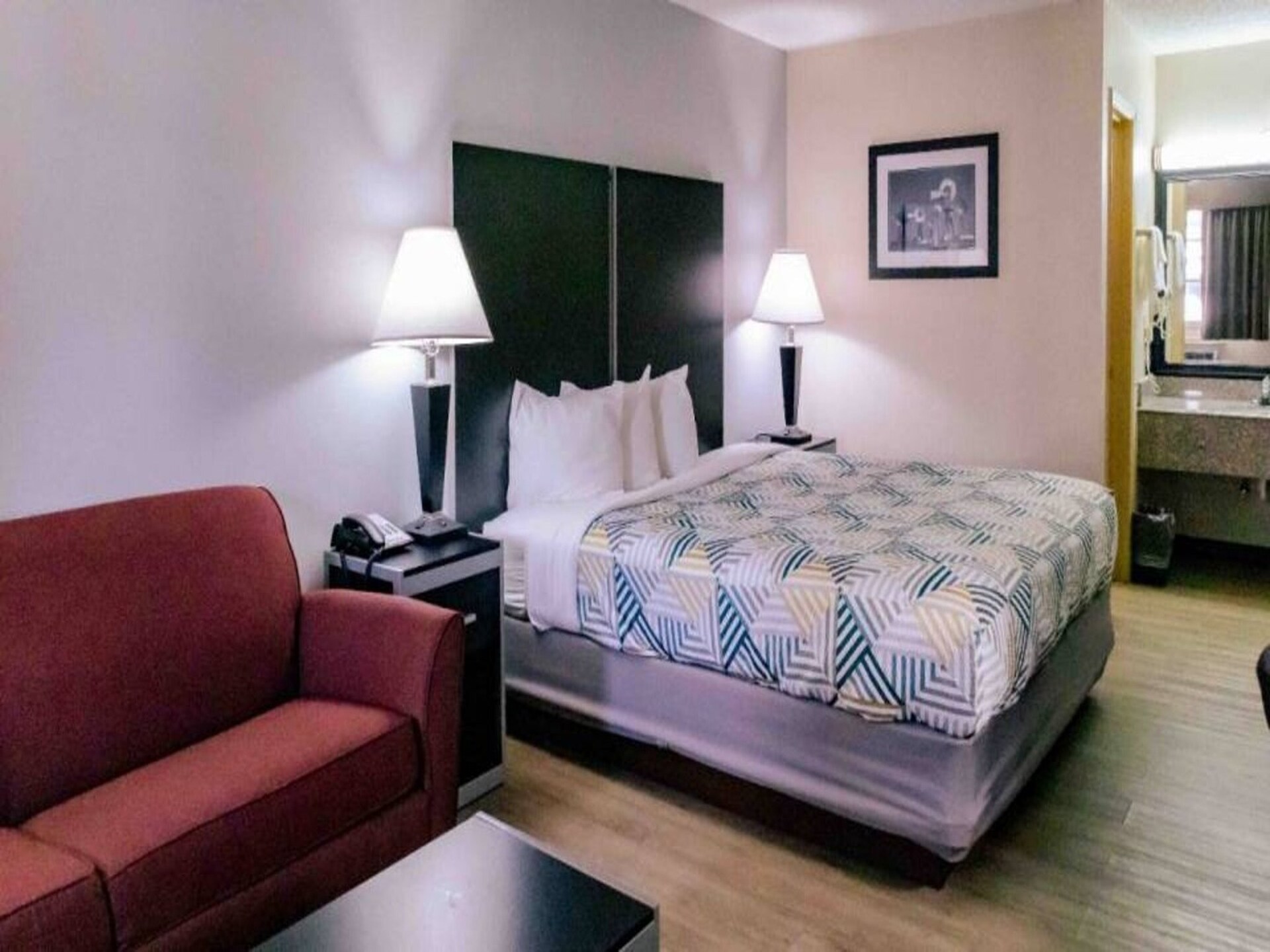 Comfortabele kingsize kamer met koelkast en magnetron in Nacogdoches - foto 6