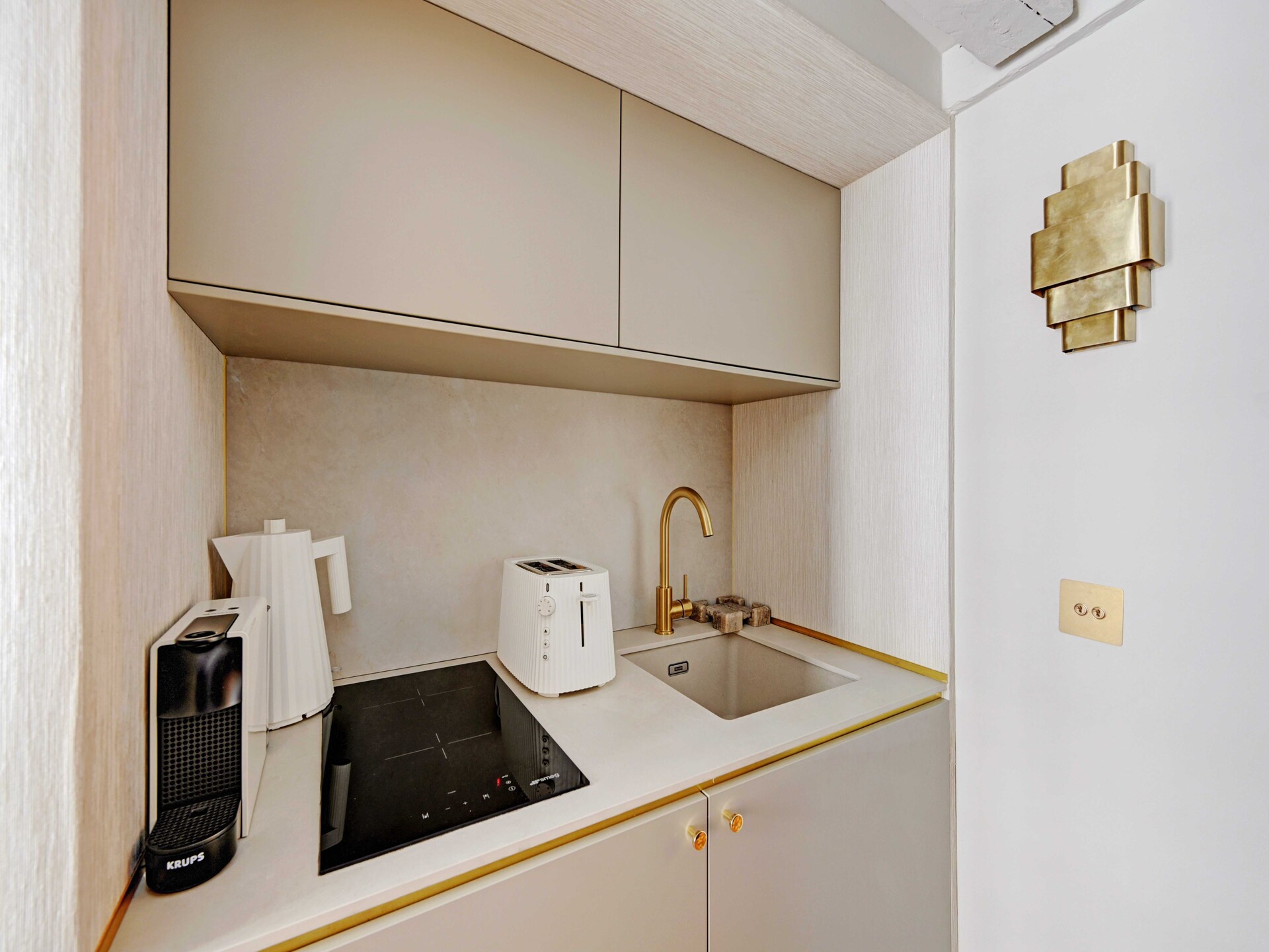 Compact studio-appartement in het hart van Parijs, vlak bij het Louvre - foto 2
