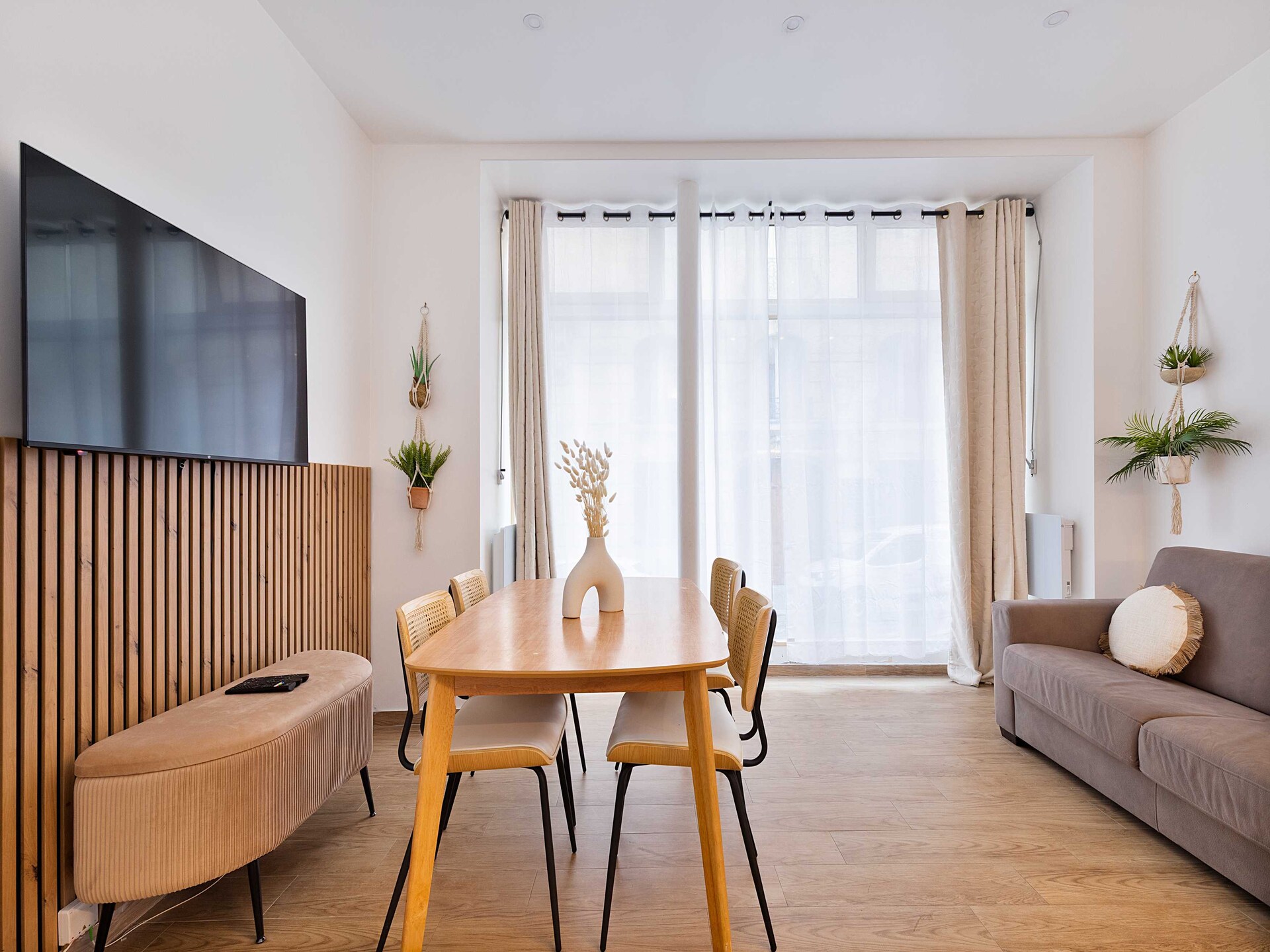 Licht appartement in het 8e arrondissement, tussen Saint-Lazare en Champs-Élysées - foto 9