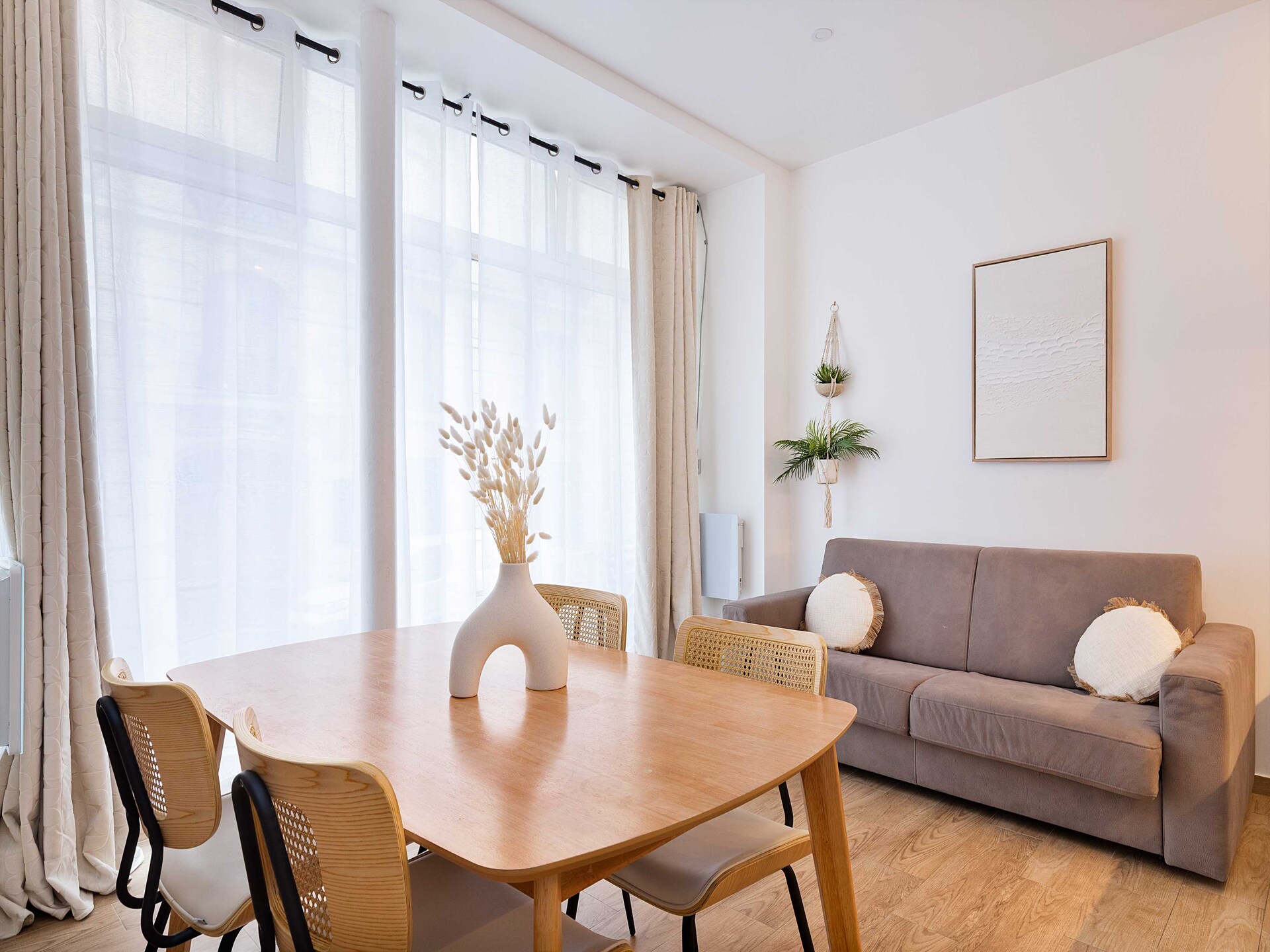 Licht appartement in het 8e arrondissement, tussen Saint-Lazare en Champs-Élysées - foto 10
