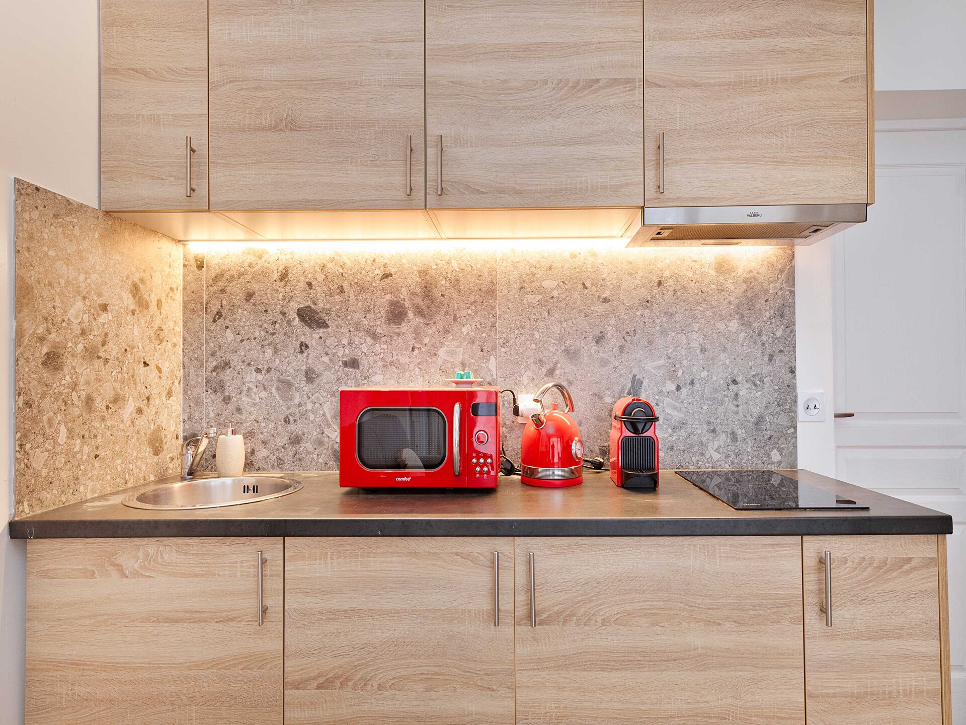 Licht appartement in het 8e arrondissement, tussen Saint-Lazare en Champs-Élysées - foto 19