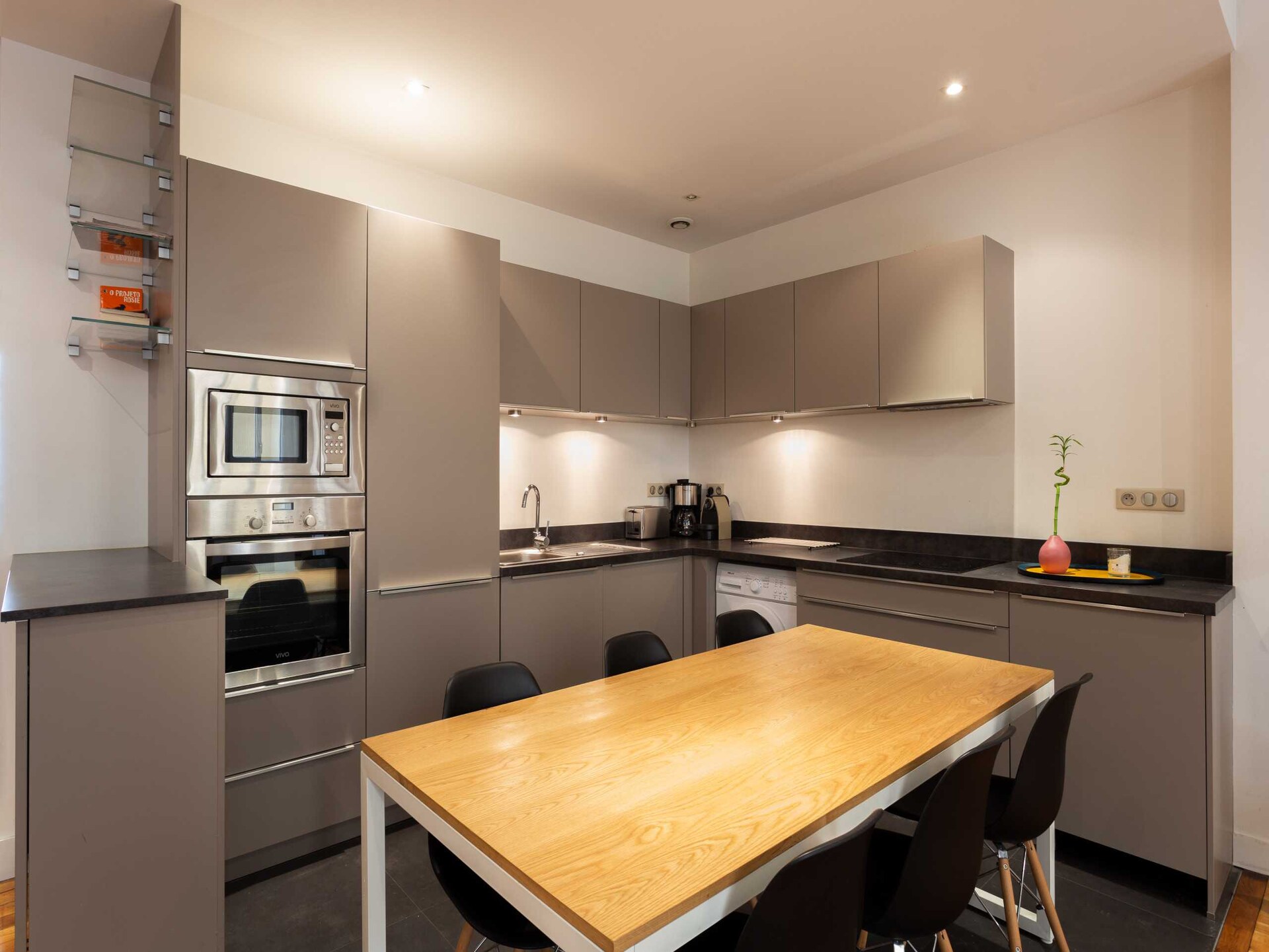 Stijlvol gerenoveerd appartement in hartje Lyon voor 6 personen - foto 7