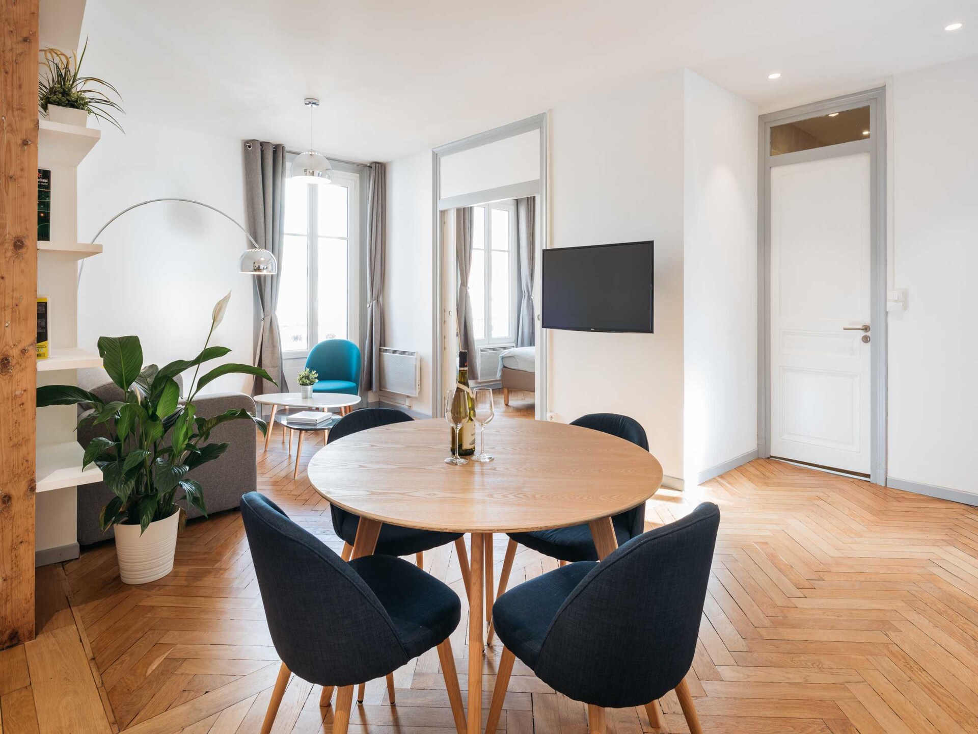 Gerenoveerd designappartement in bosrijke omgeving van Lyon - foto 8