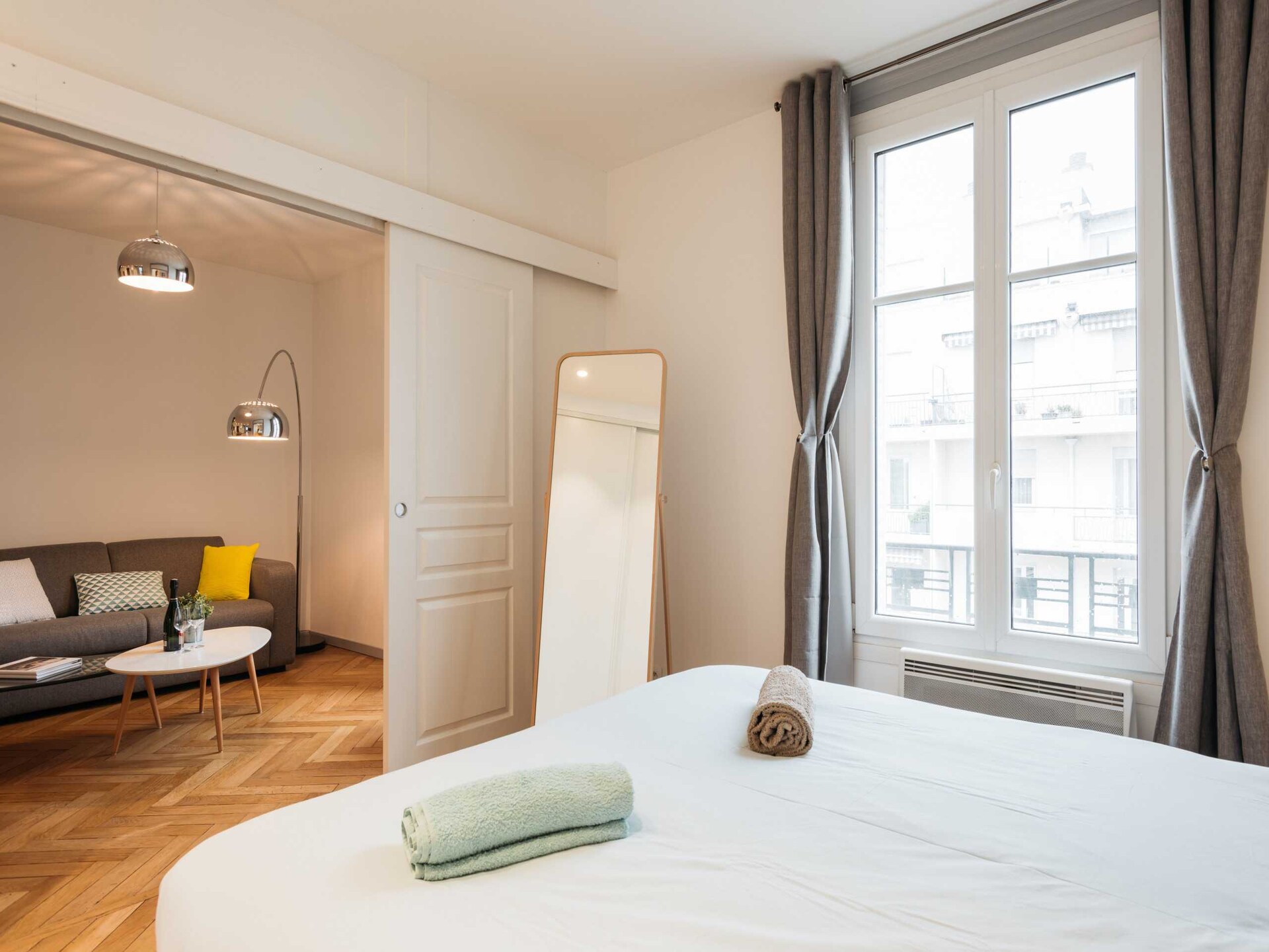Gerenoveerd designappartement in bosrijke omgeving van Lyon - foto 9