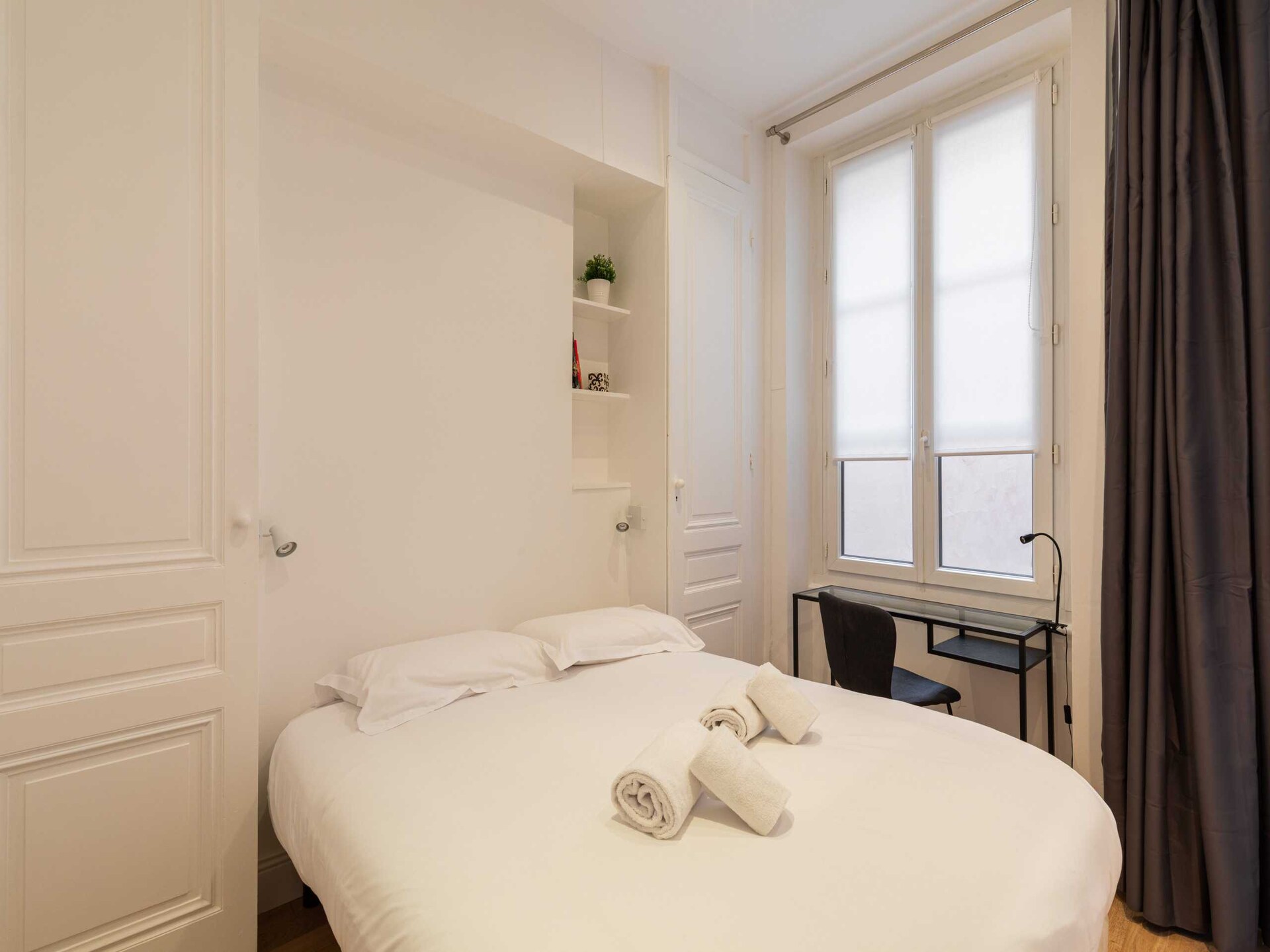 Authentiek Lyonnais appartement in hartje oude stad met boszicht - foto 14