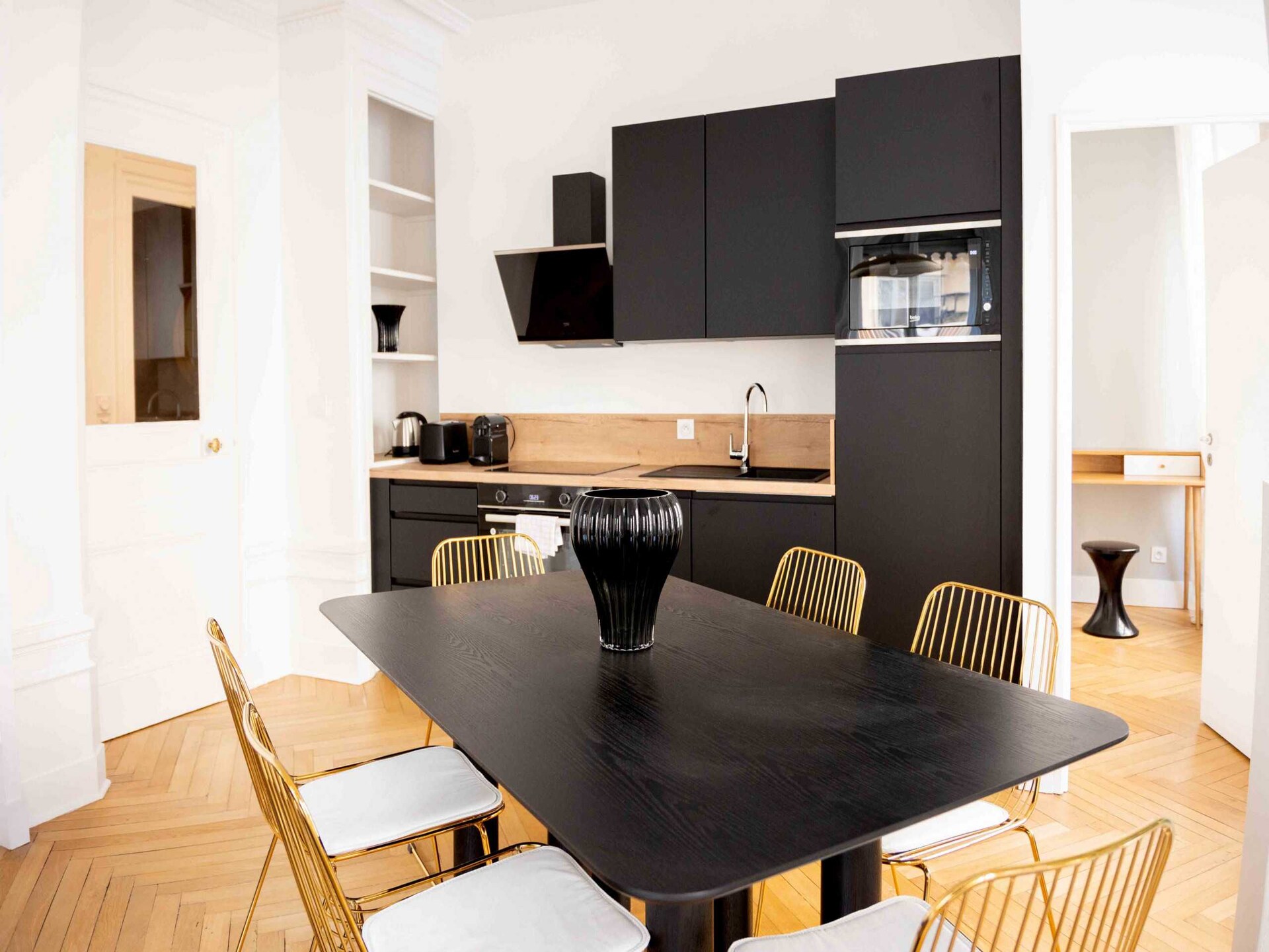 Stijlvol gerenoveerd appartement in bosrijke omgeving bij Lyon - foto 3