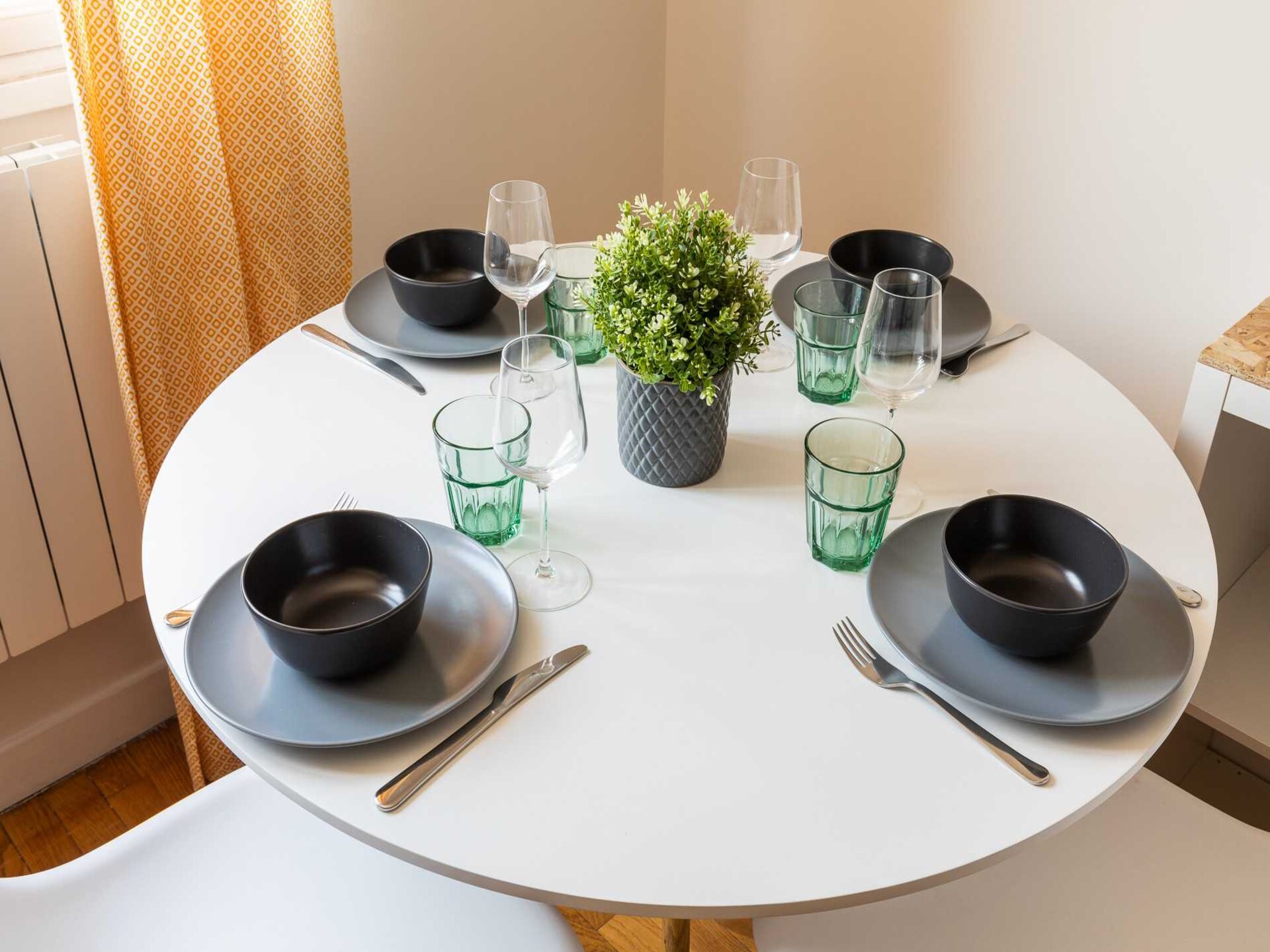 Knus bosappartement voor 2 bij Villeurbanne, vlakbij metro Charpennes - foto 2