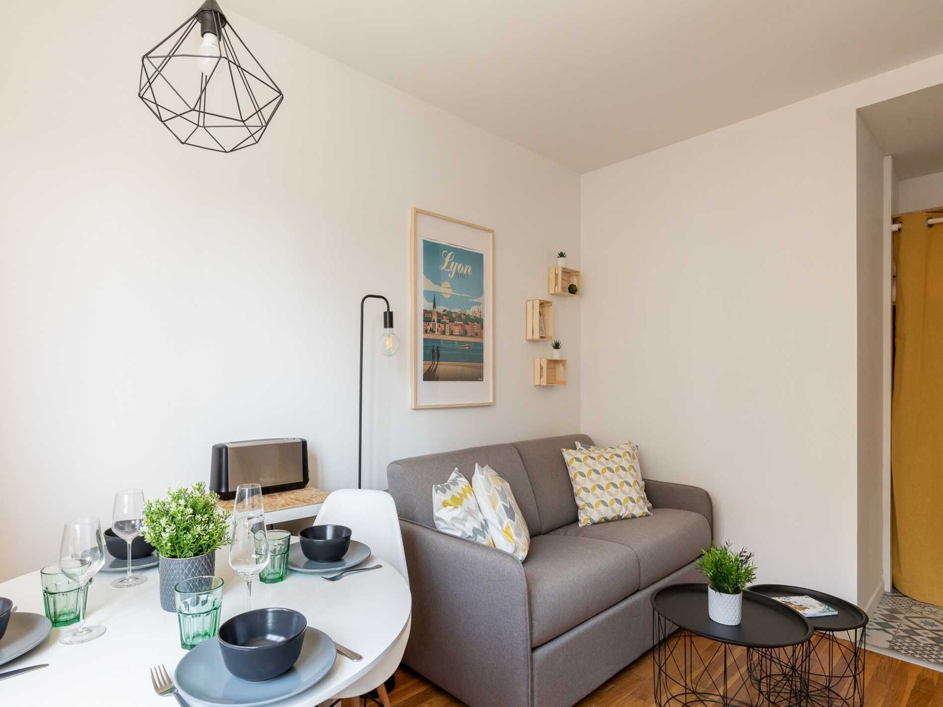 Knus bosappartement voor 2 bij Villeurbanne, vlakbij metro Charpennes - foto 8
