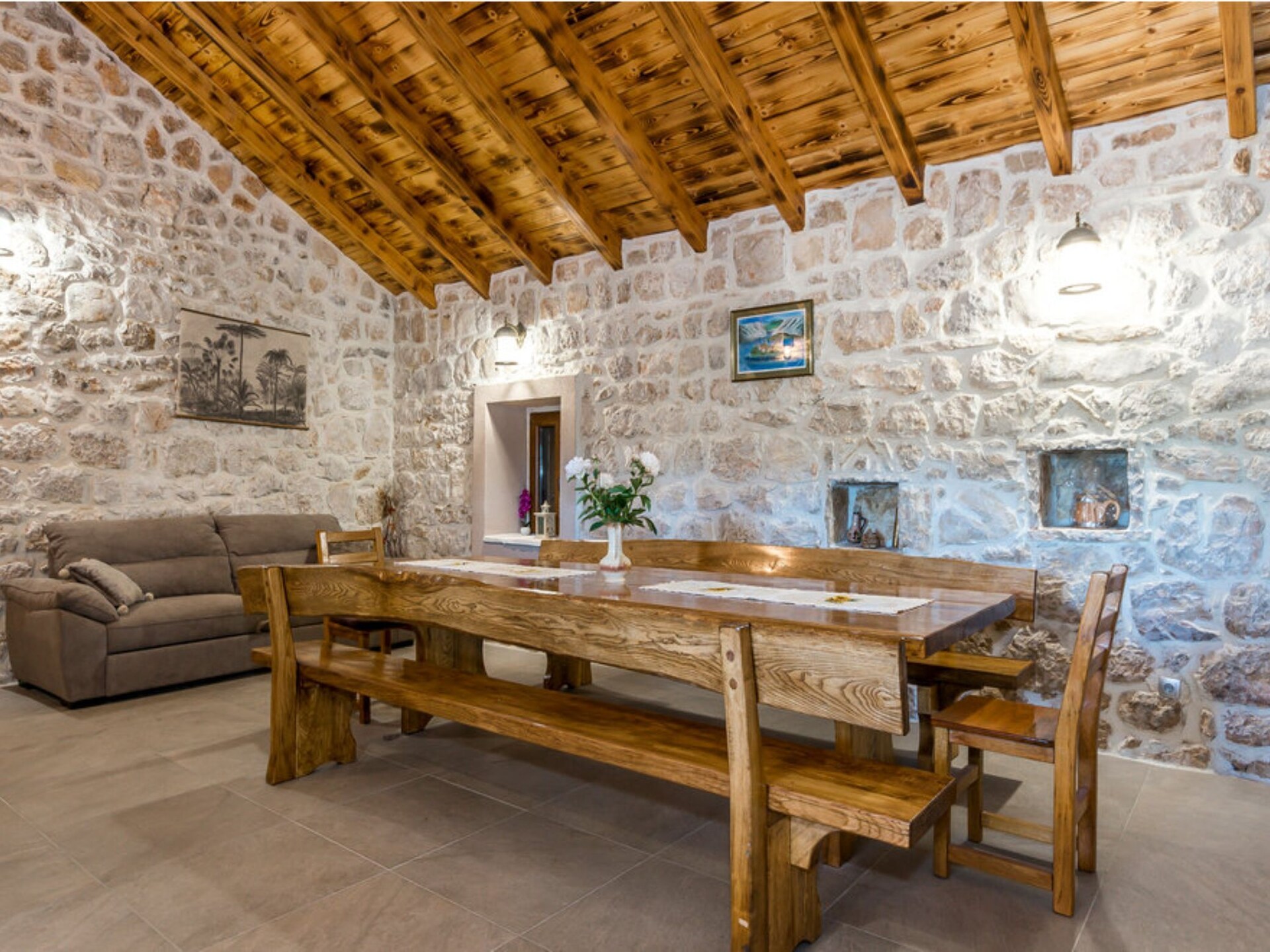 Sfeervol vakantiehuis Stari Dvori in Šibenik voor 8 personen met huisdier - foto 1