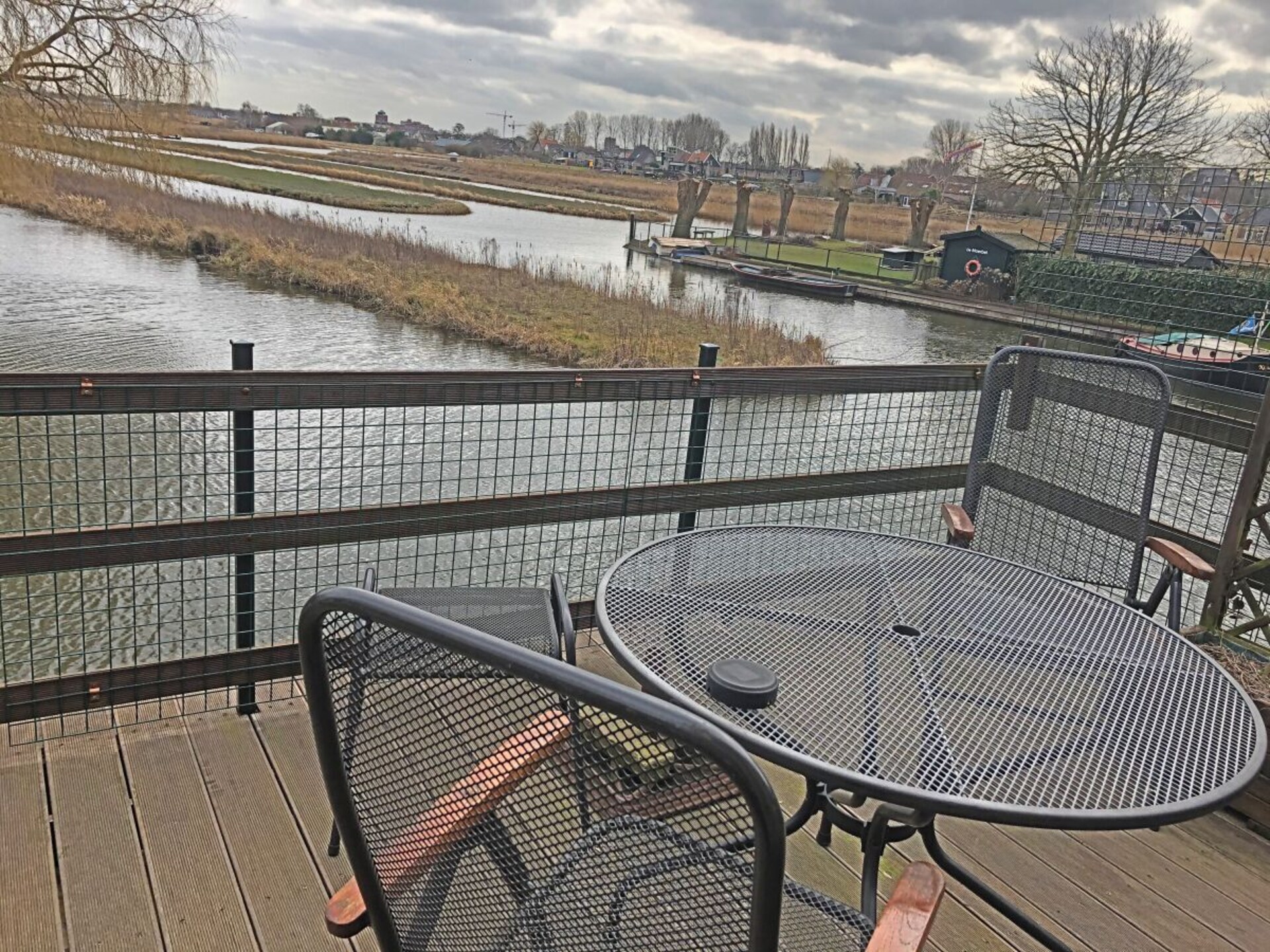 Appartement in gerenoveerde schuur met sauna en dakterras in Broek op Langedijk - foto 2
