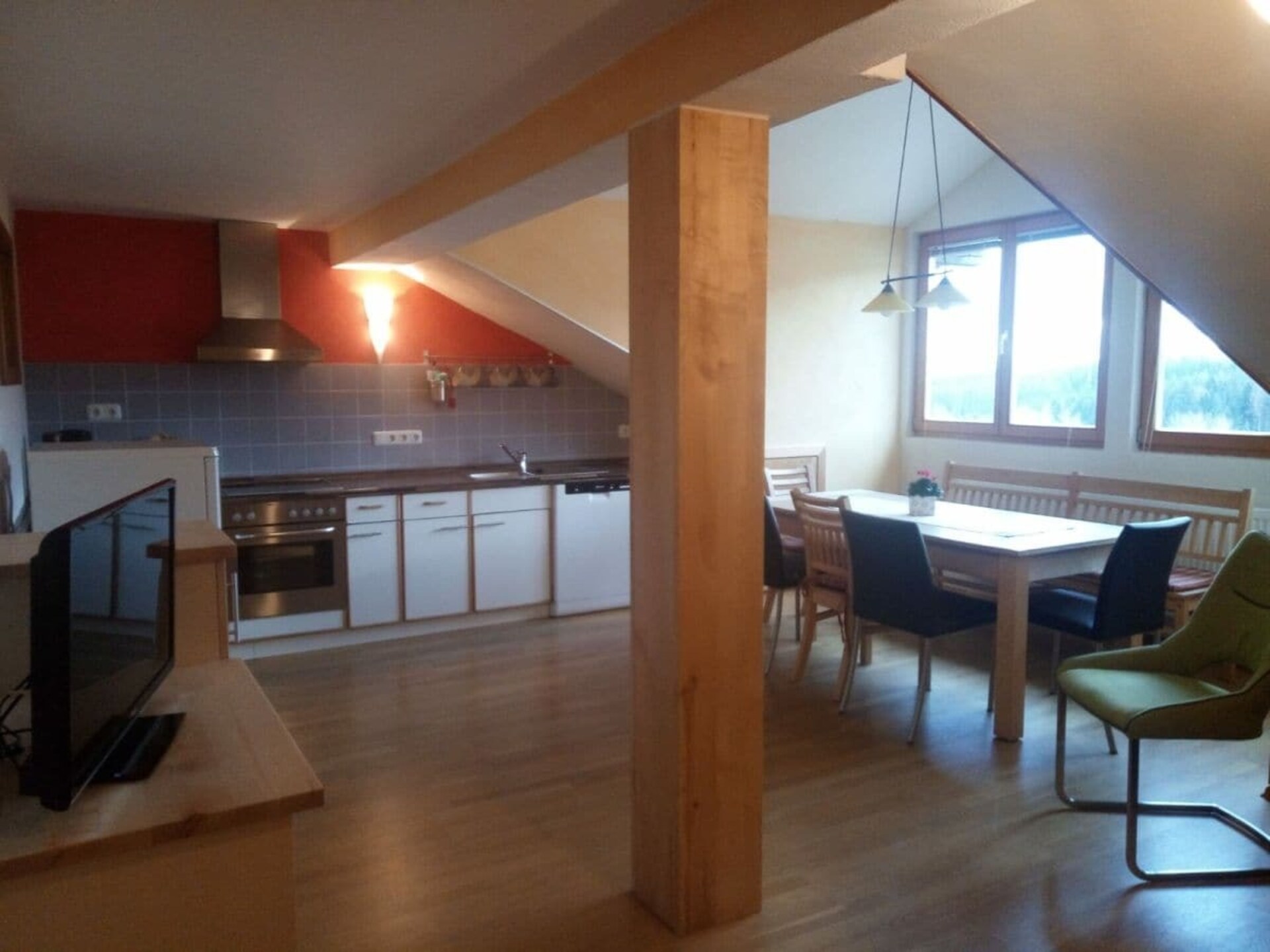 Ruim vakantiehuis met tuin op 1 km van de piste in Zwiesel - foto 5