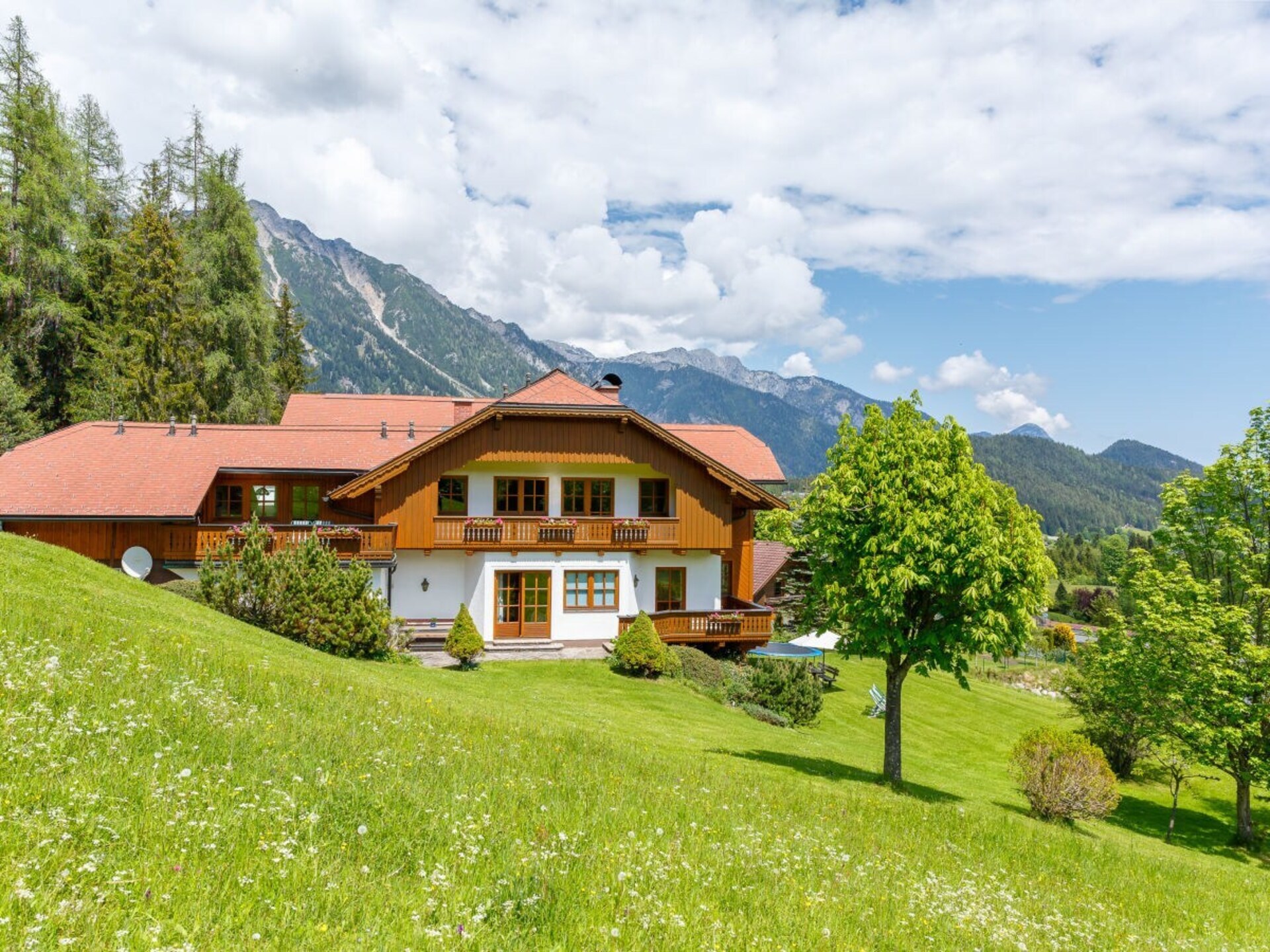 Vrijstaand houten chalet aan de bosrand in Ramsau am Dachstein - foto 6