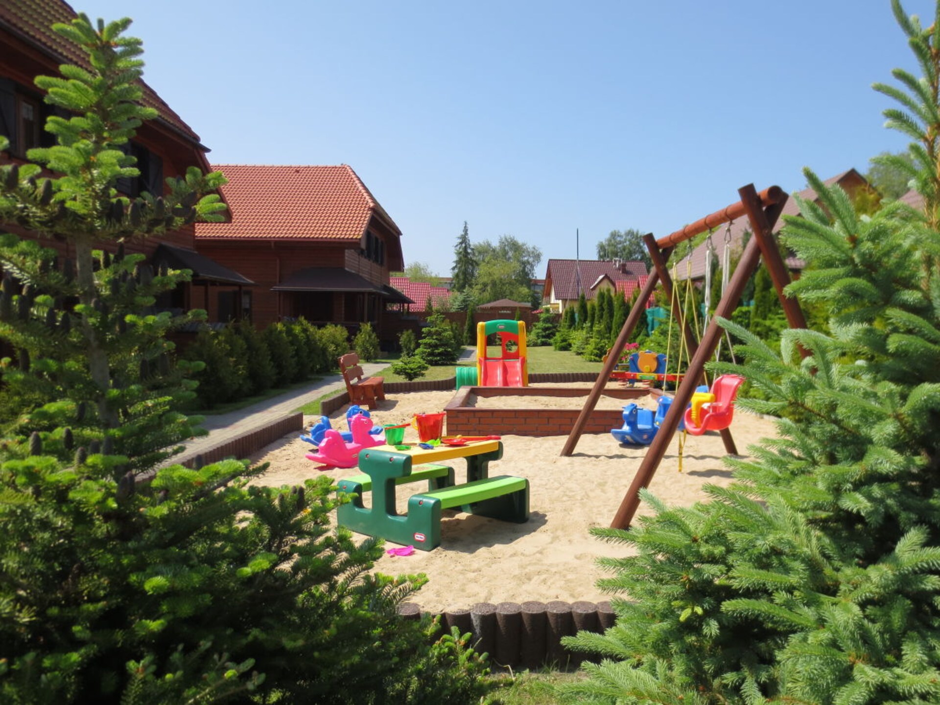Knus vakantiehuis voor 8 op 300m van strand in Dzwirzyno - foto 2