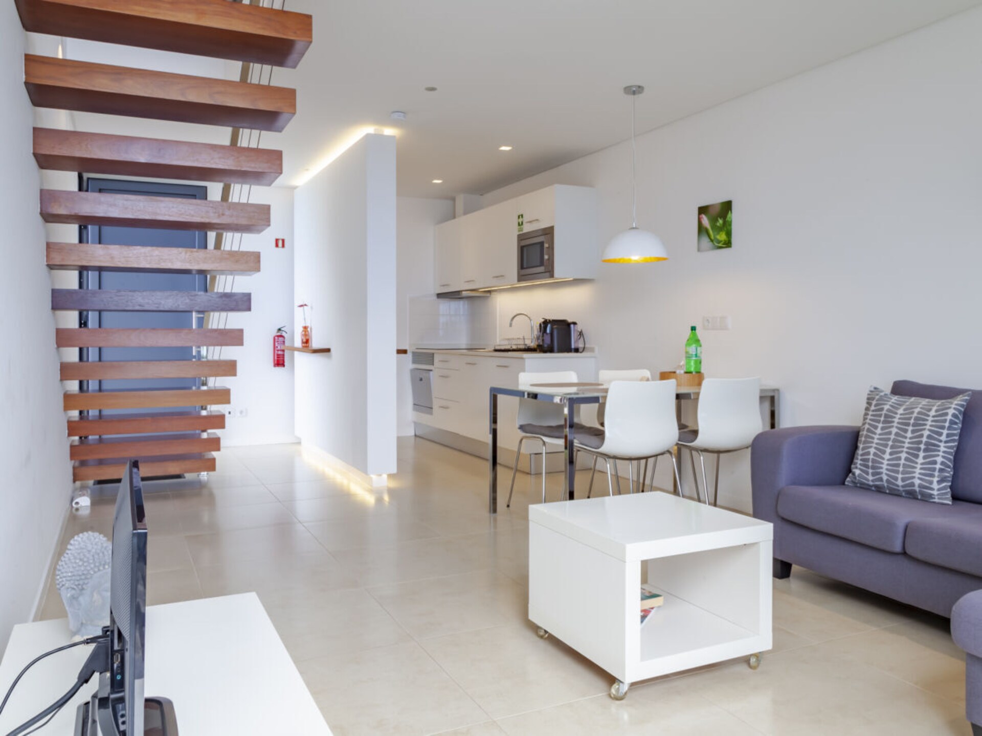 Casa Nenufar: moderne designbungalow met tuinterras in Arco da Calheta - foto 18