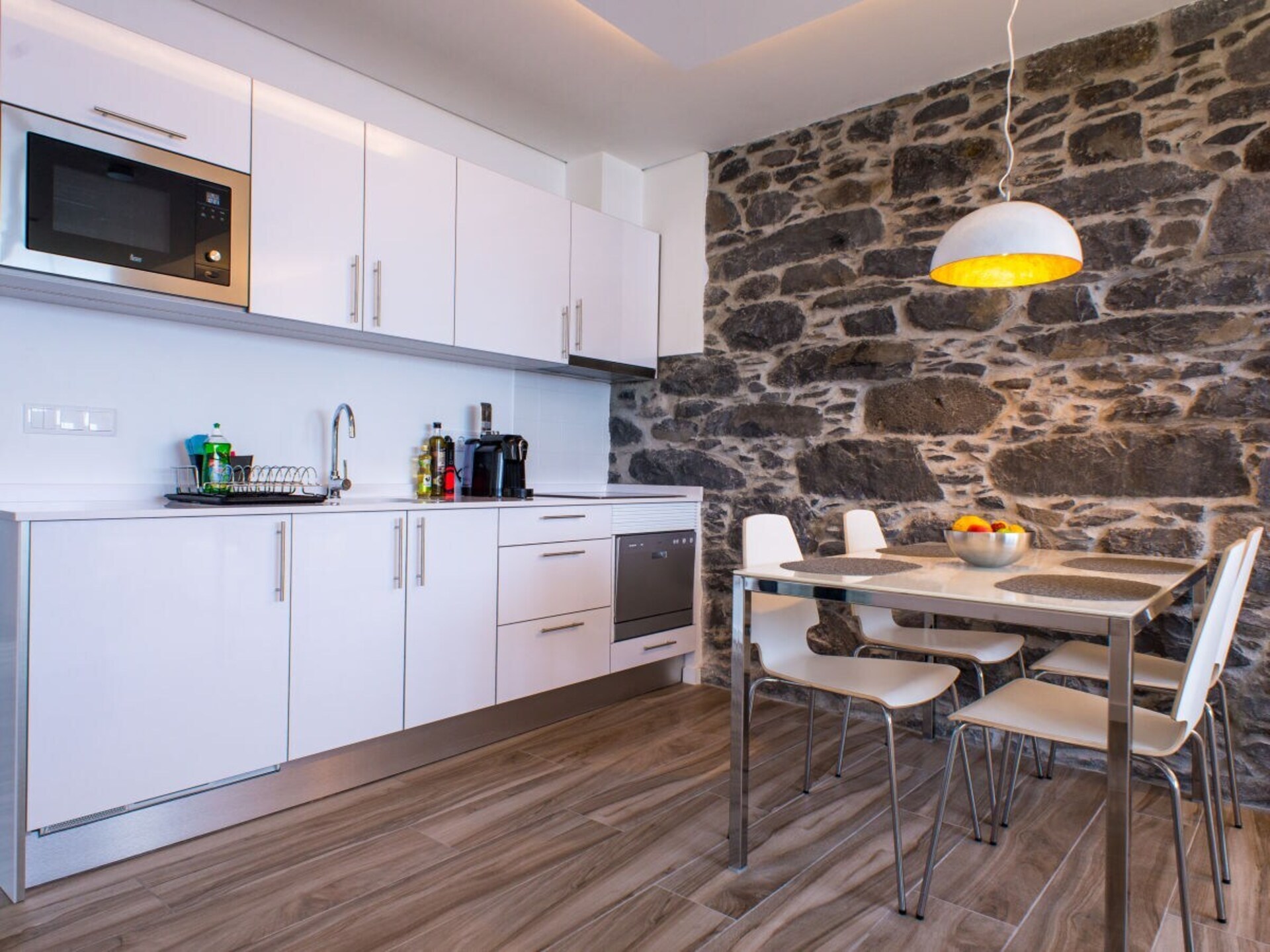 Stijlvol appartement met privé binnenplaats in Arco da Calheta - foto 21