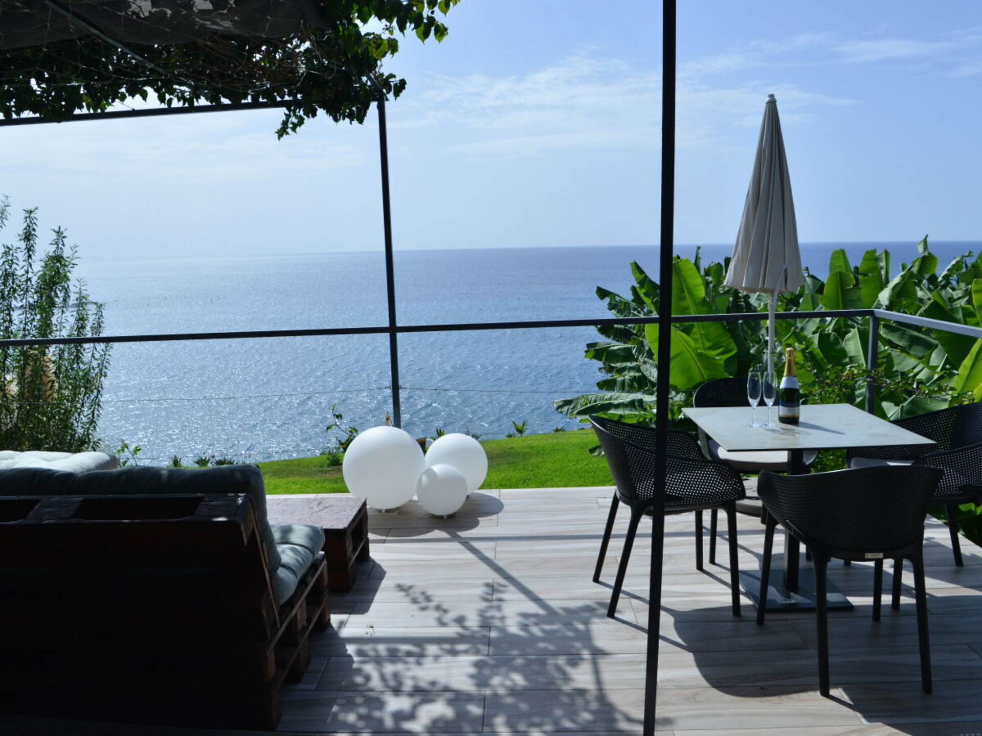 Stijlvol appartement met privé binnenplaats in Arco da Calheta - foto 27