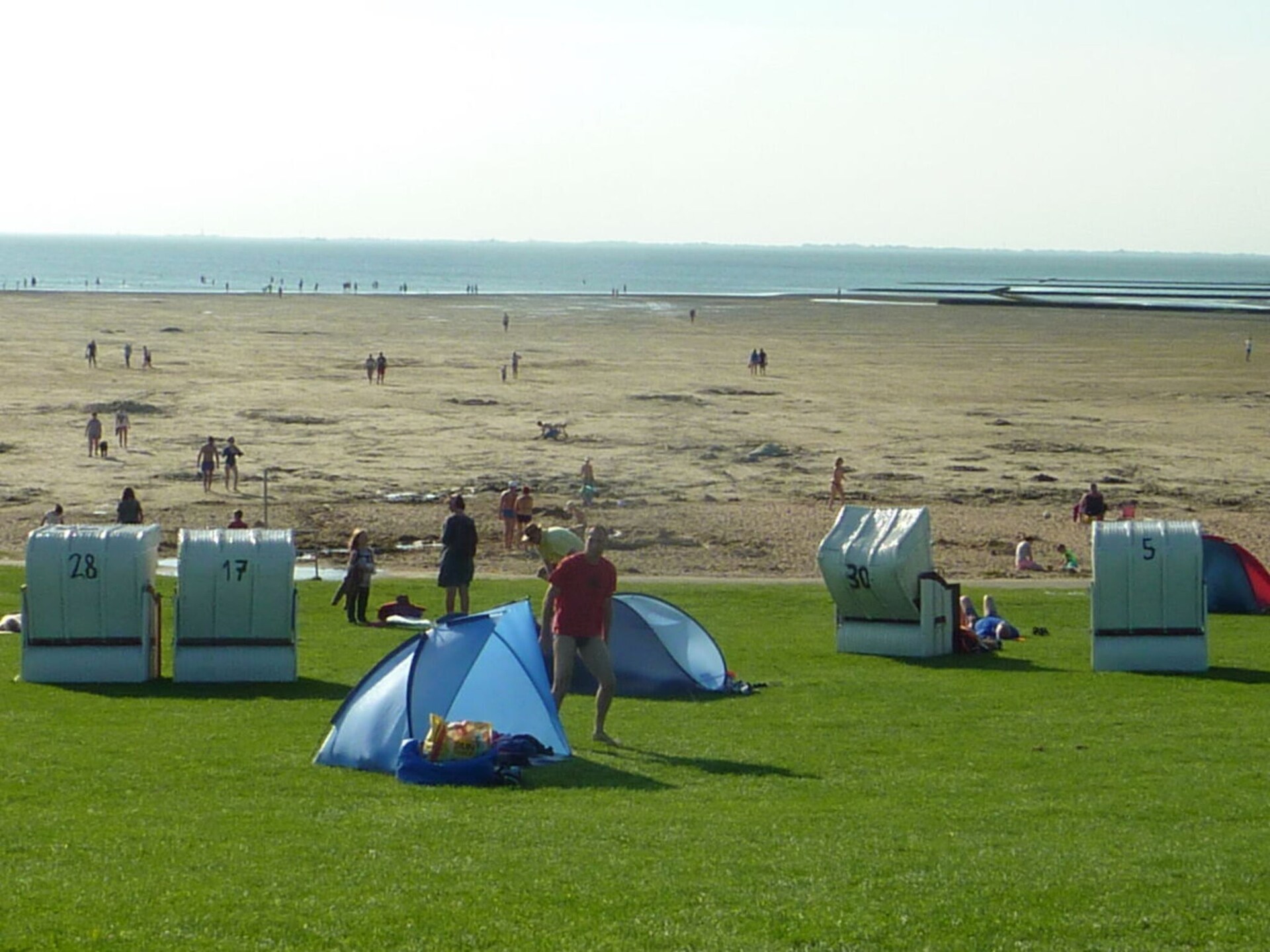 Huus Heini: Ruim vakantiehuis op Nordstrand met weids uitzicht over de weilanden - foto 17
