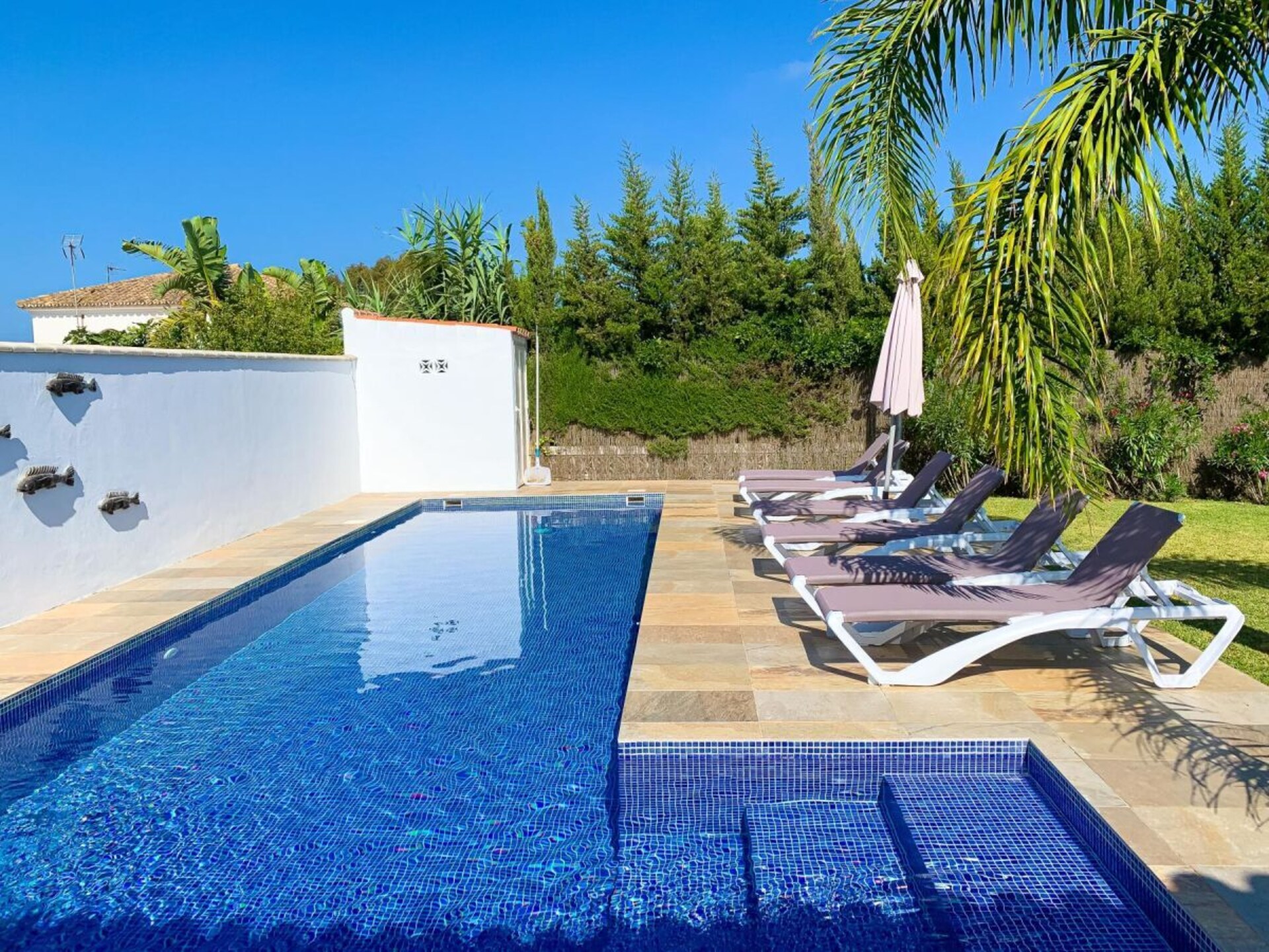 Moderne villa met 11m zwembad op 200m van strand Fuente del Gallo - foto 8