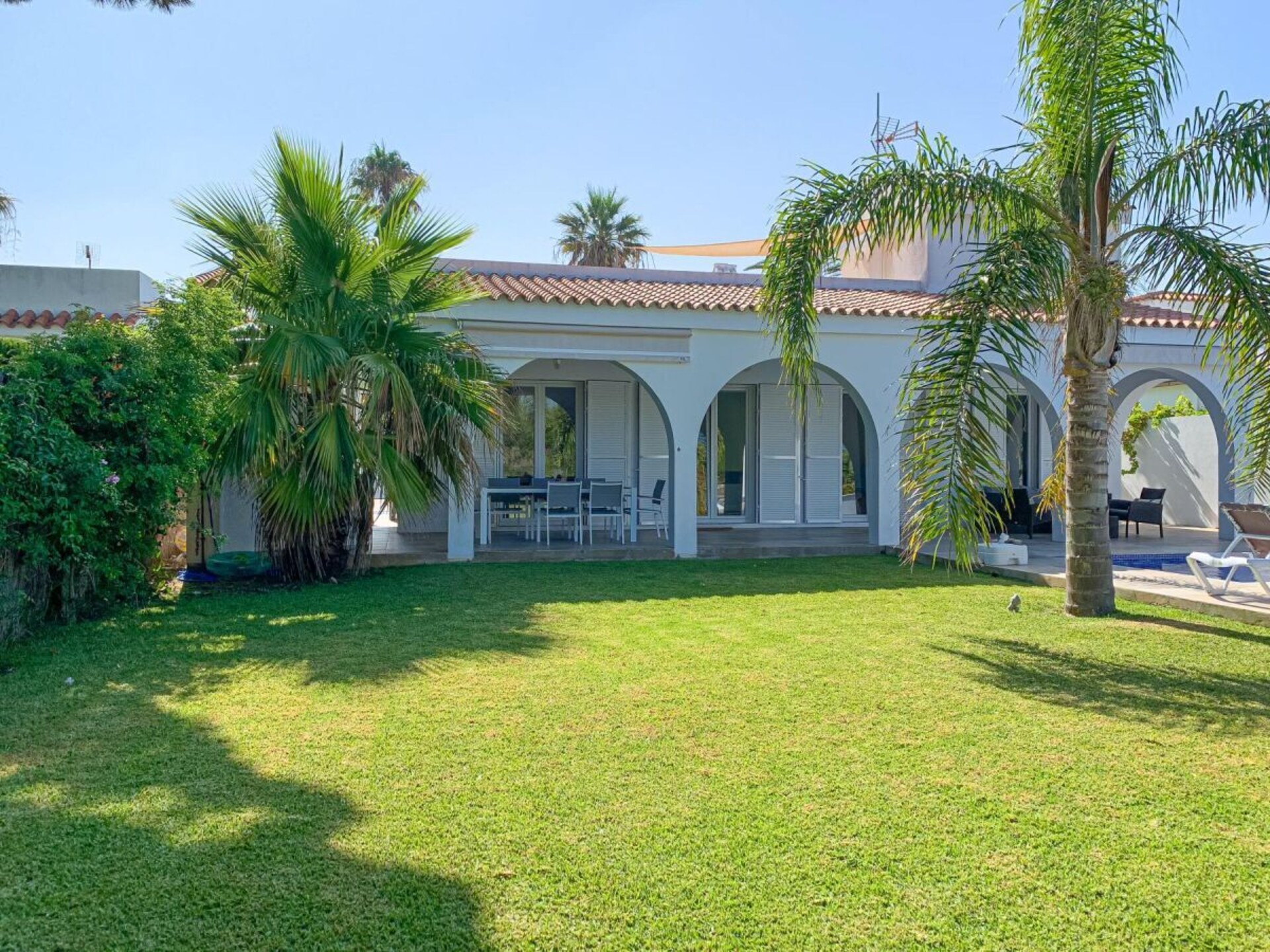 Moderne villa met 11m zwembad op 200m van strand Fuente del Gallo - foto 9