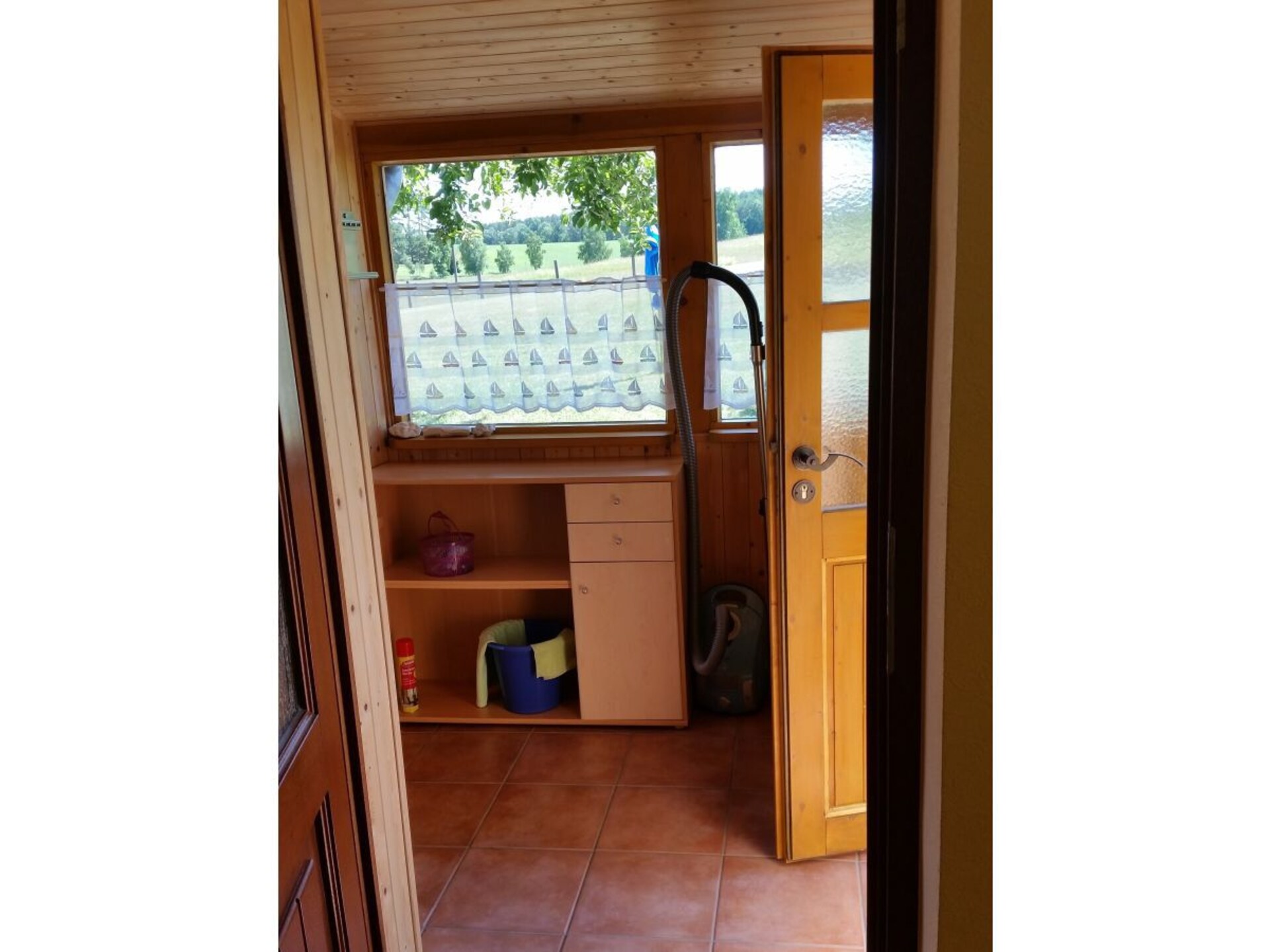 Rustiek vakantiehuis bij het Plaumeer met grote tuin in Zislow - foto 16