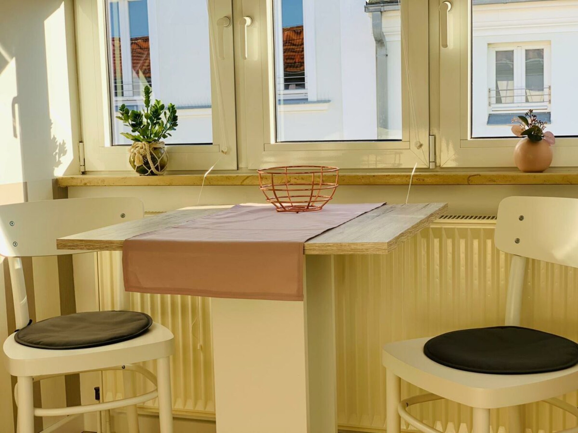 Penthouse aan de Alter Strom in hartje Warnemünde met balkon en zeezicht - foto 4