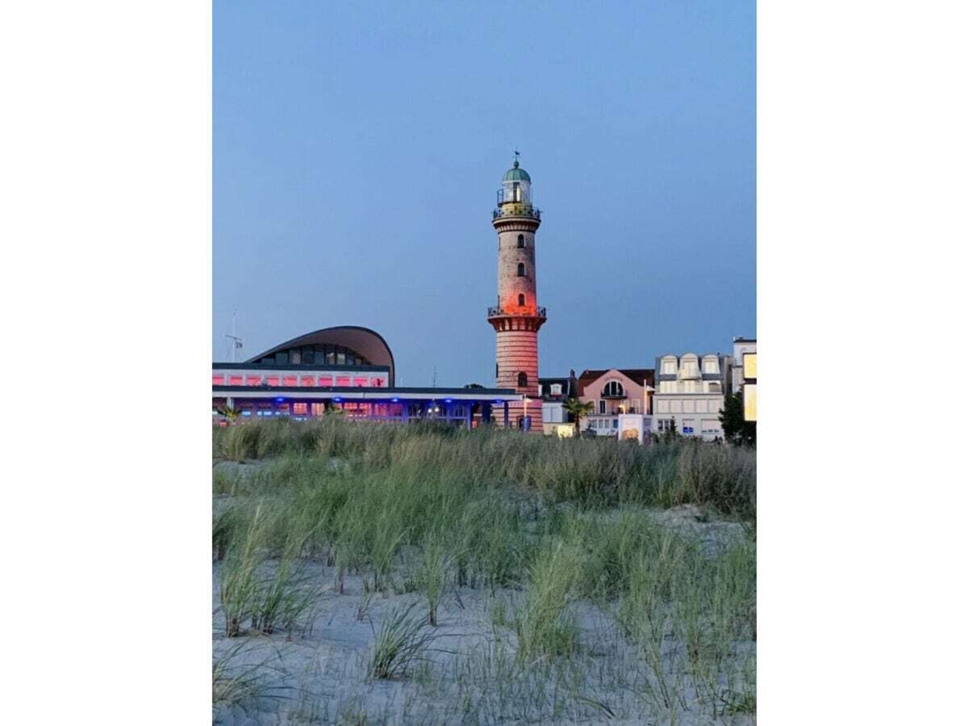 Penthouse aan de Alter Strom in hartje Warnemünde met balkon en zeezicht - foto 12