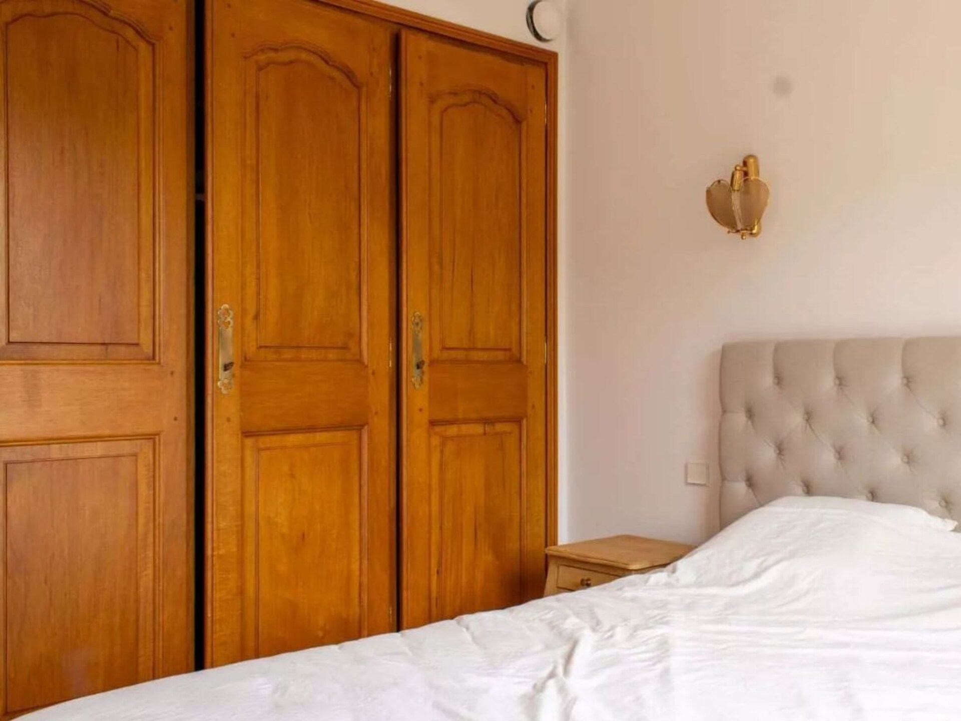Licht vakantiehuis met airco en zeezicht in Sainte-Maxime - foto 17