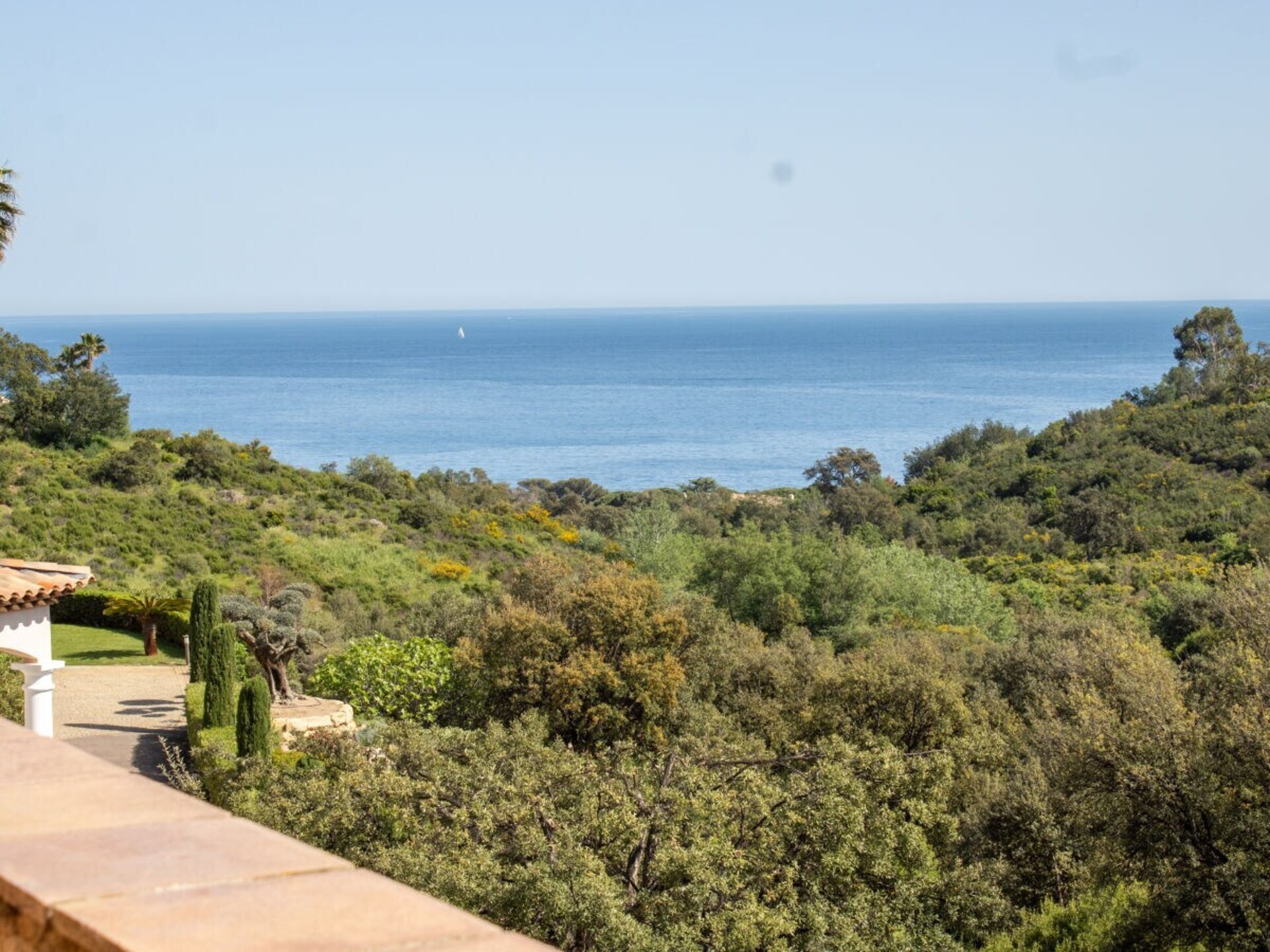 Licht vakantiehuis met airco en zeezicht in Sainte-Maxime - foto 19