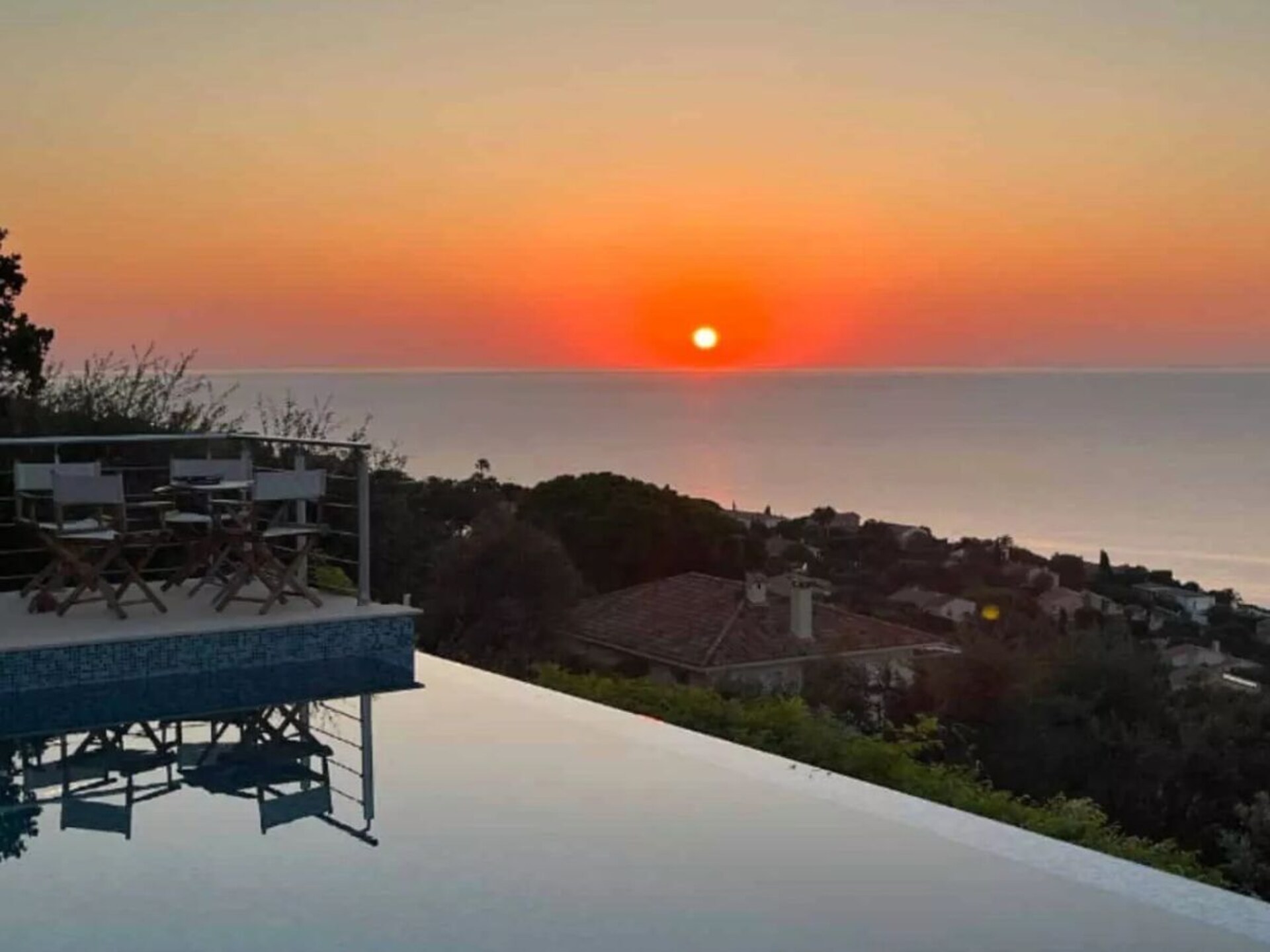 Provençaalse villa met panoramisch zeezicht en verwarmd zwembad in Estérel - foto 16