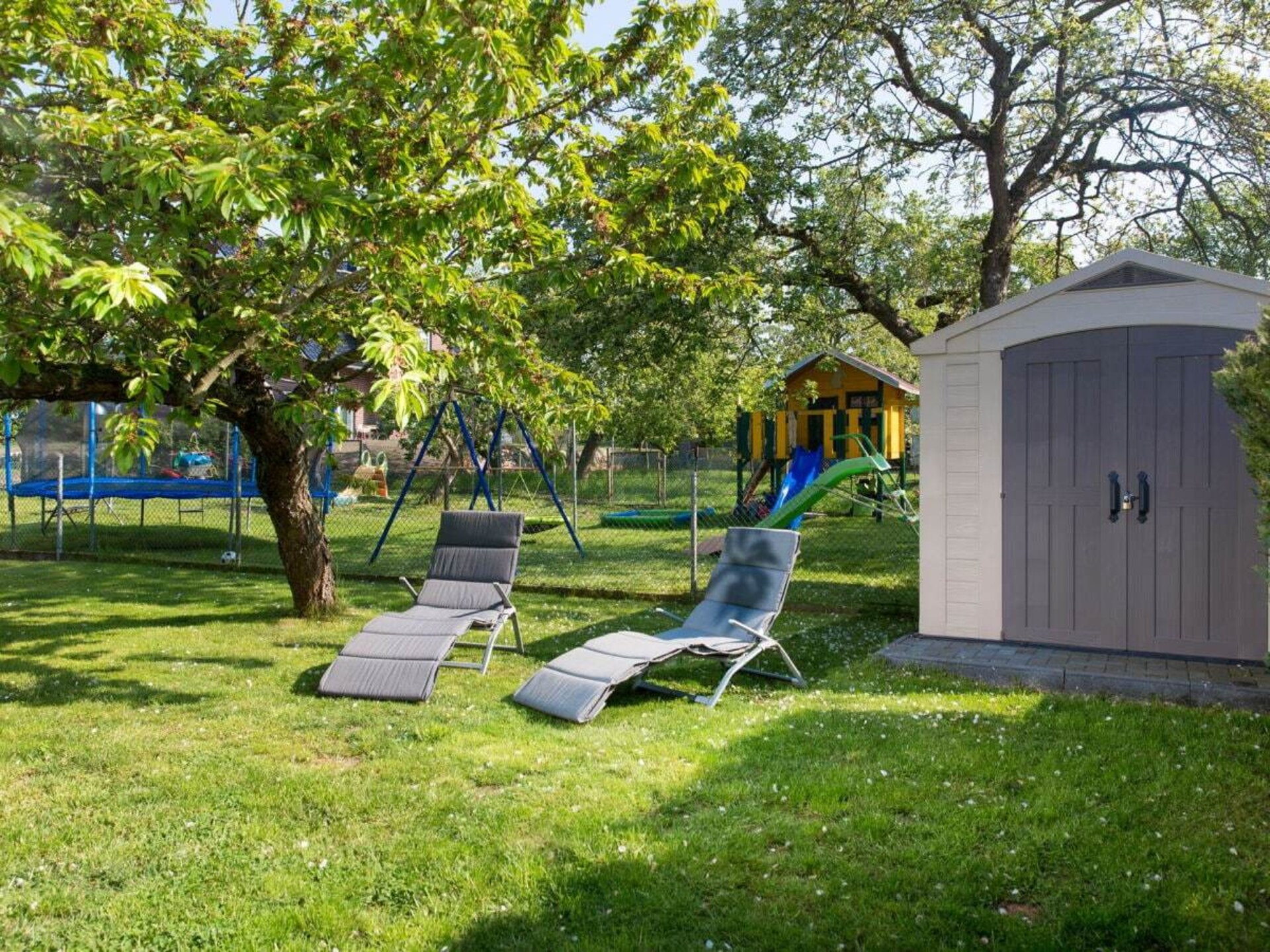 Knus appartement in Zirkow met terras, tuin & trampoline voor 3 personen - foto 2