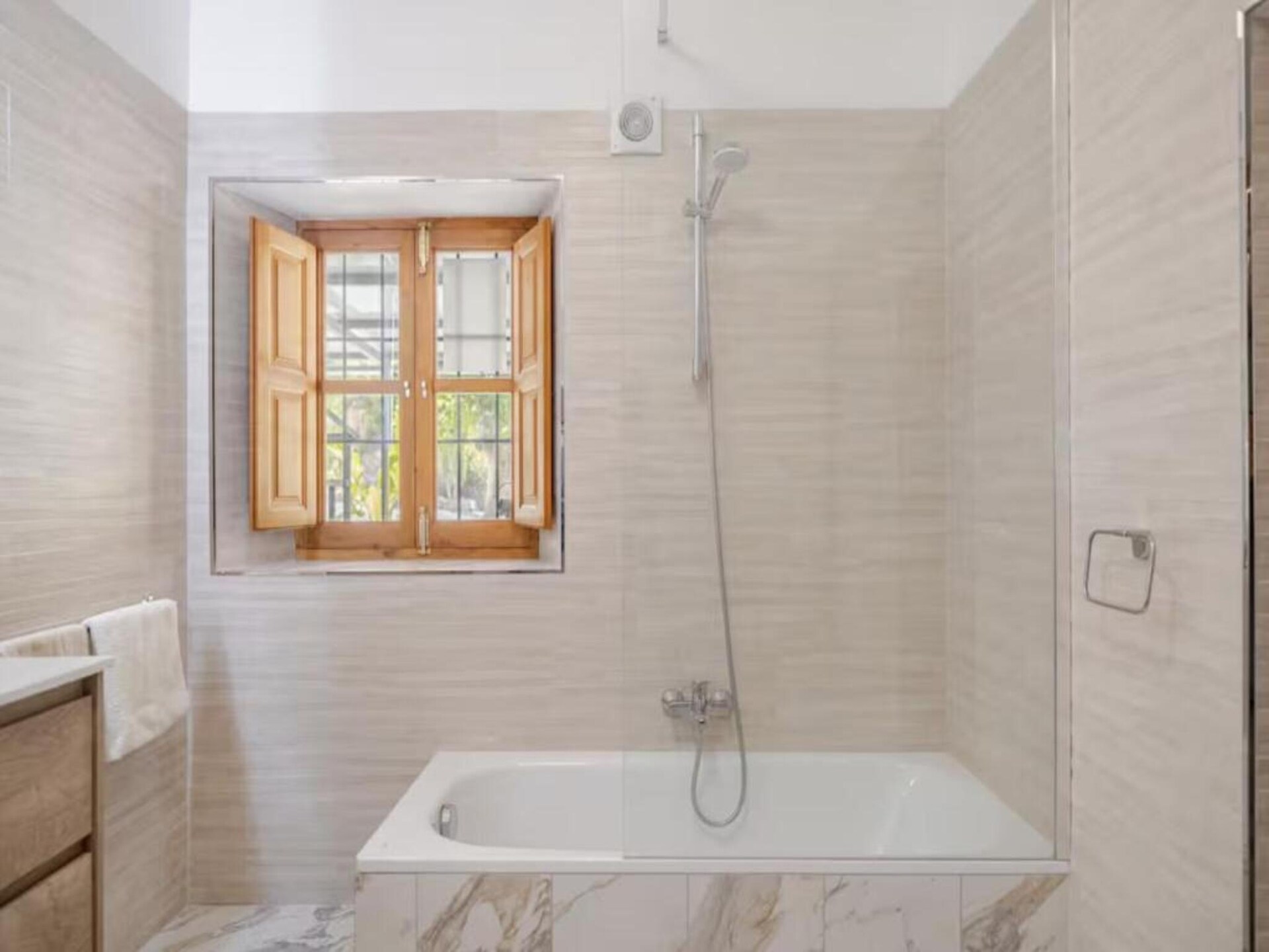 Casa Rocas: Ruime privévilla met zwembad en jacuzzi bij Comares - foto 28
