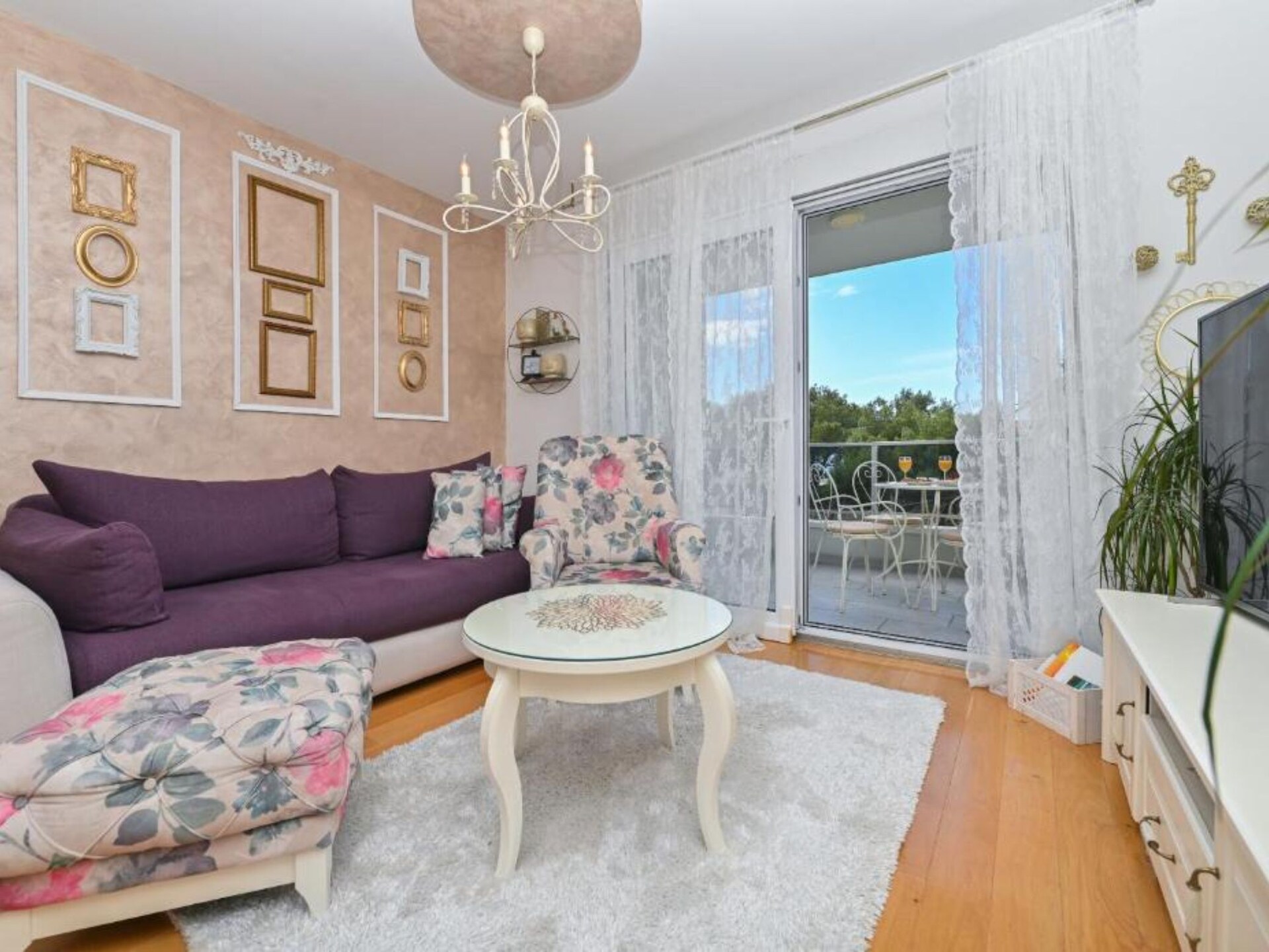 Apartment Hani 2: Modern appartement met balkon en zeezicht in Makarska - foto 1