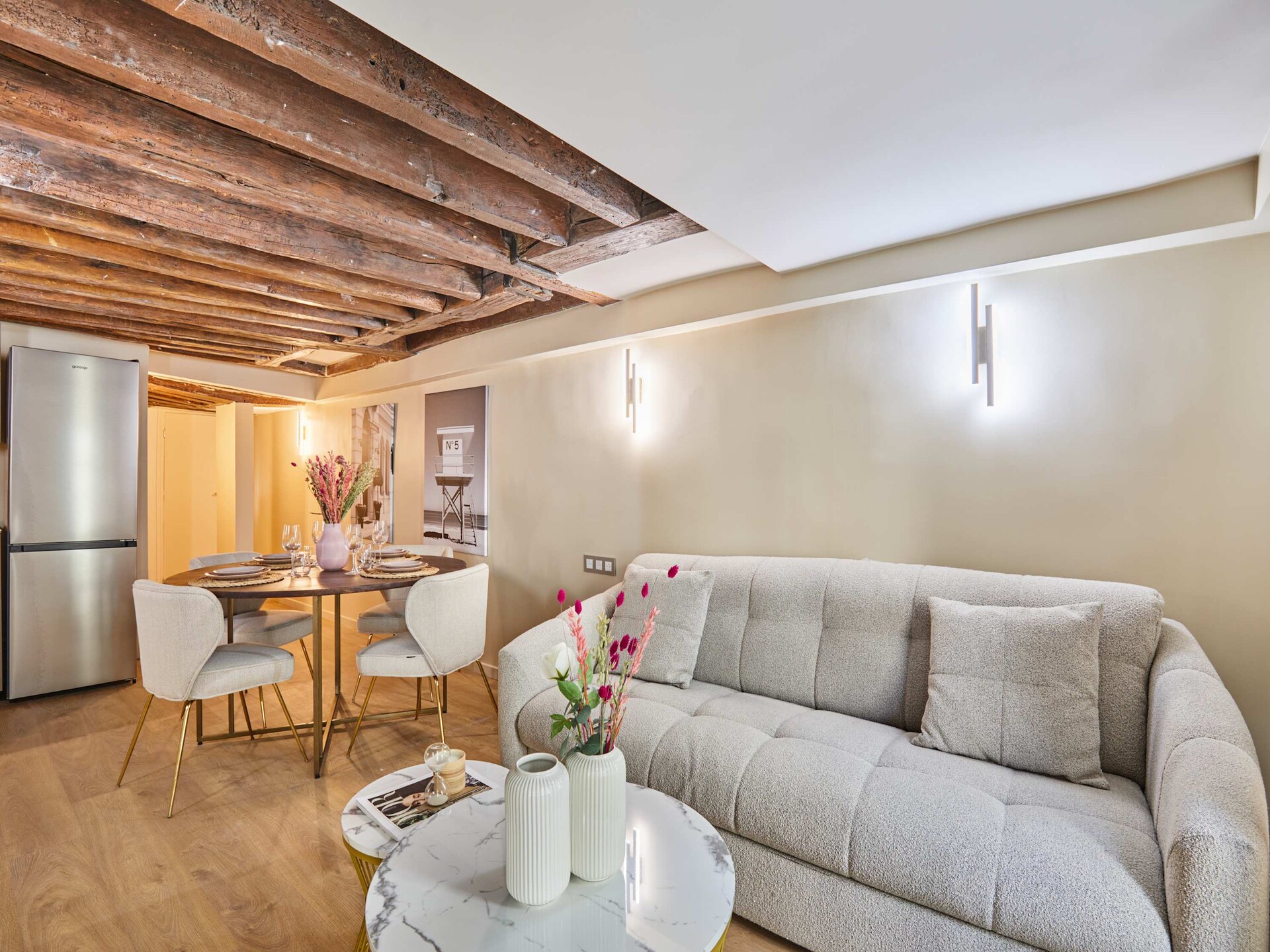 Licht appartement in levendige Parijse wijk bij de Bastille - foto 2
